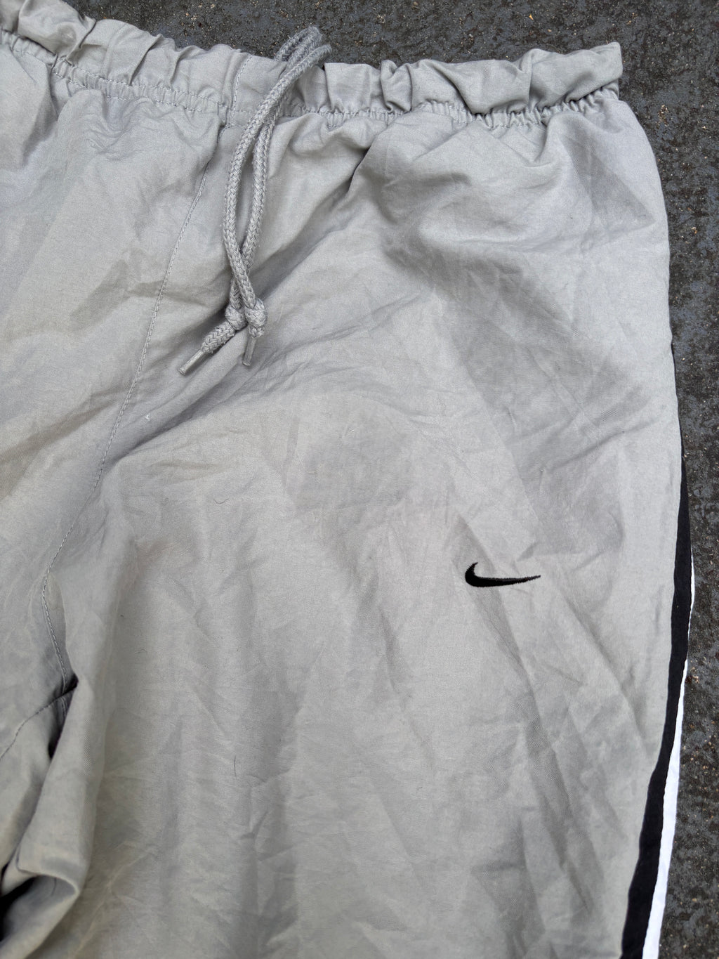 Vintage Y2K Nike Track Pants Size S Grey Black Detail Bungee Waist Cuff Windbreakers