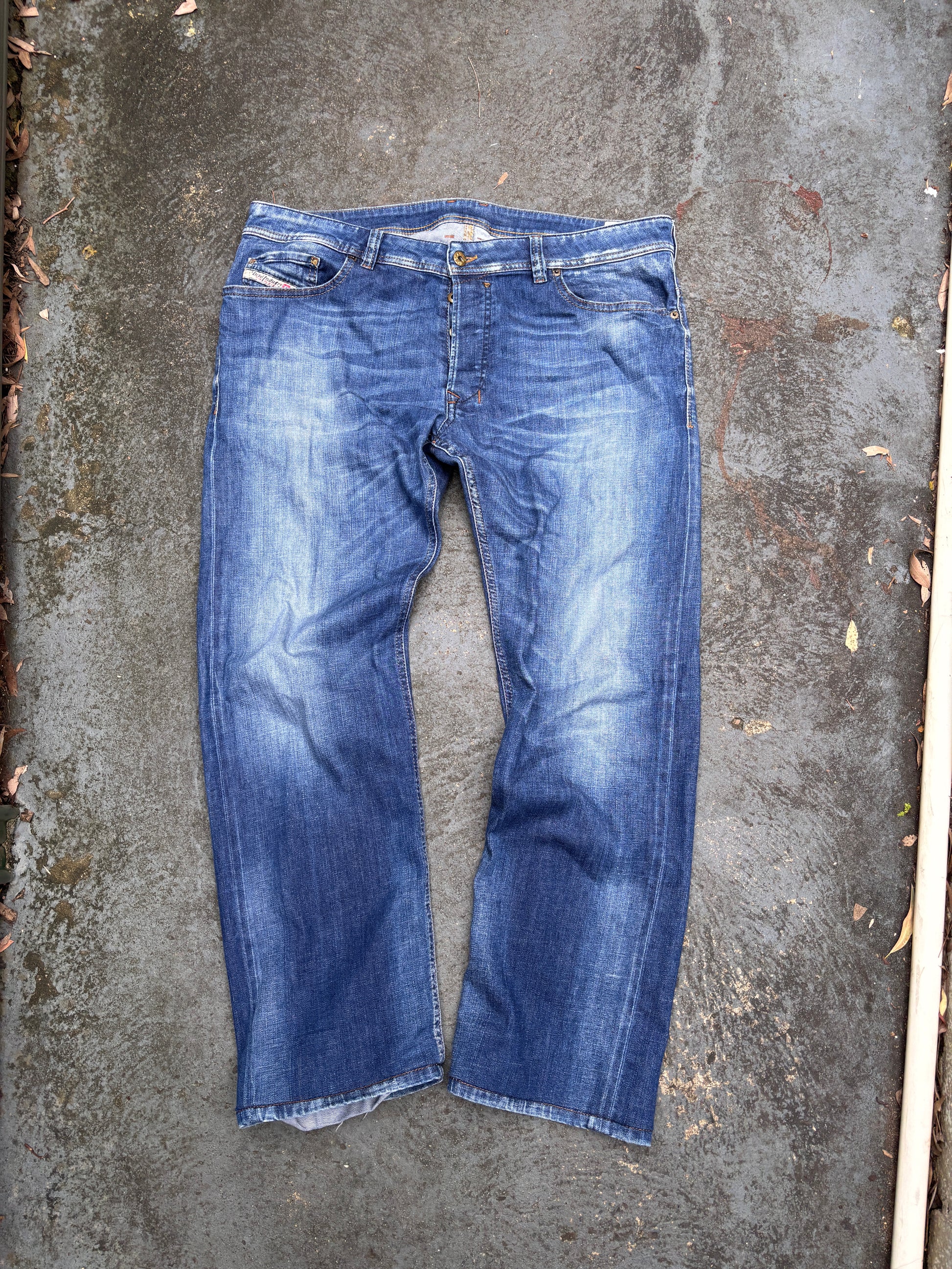 Vintage Diesel Jeans Size 38 Blue Medium Wash Denim Wide Leg Baggy Mohawk Tag