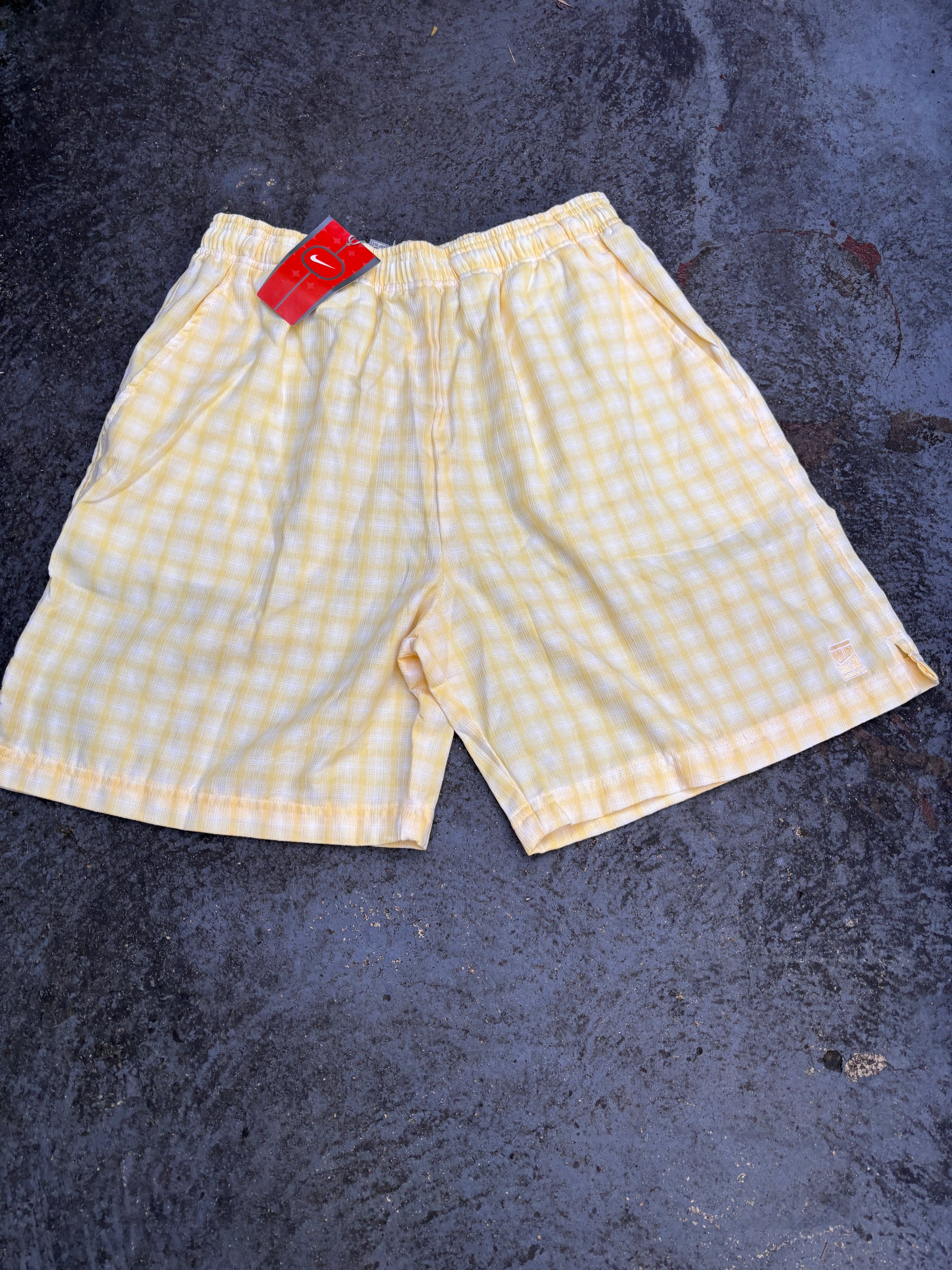Vintage Y2K Nike Court Shorts Size M Yellow White Check NWT Deadstock
