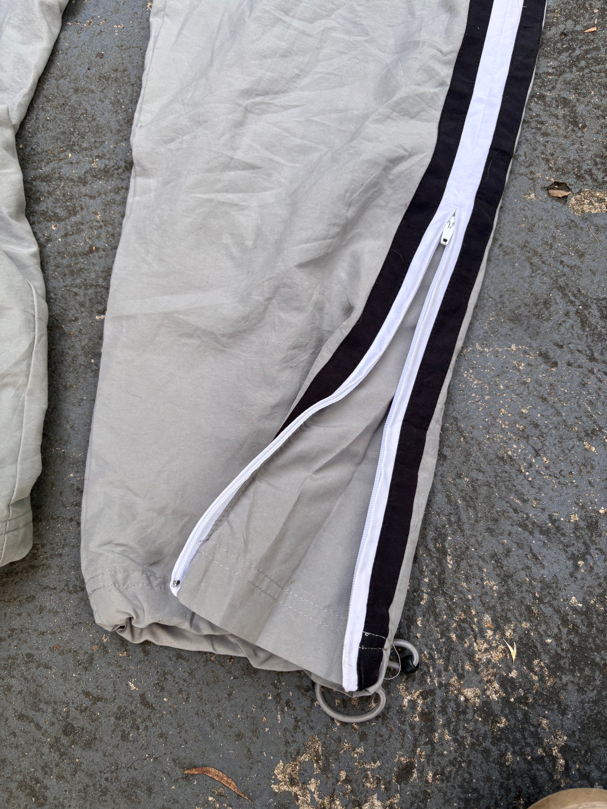 Vintage Y2K Nike Track Pants Size S Grey Black Detail Bungee Waist Cuff Windbreakers