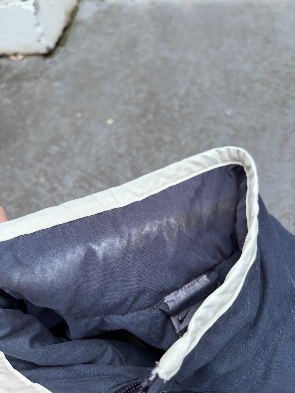 Vintage Y2K Nike Jacket Size S Navy Cream Detail Red Badge Full Zip Classic Windbreaker