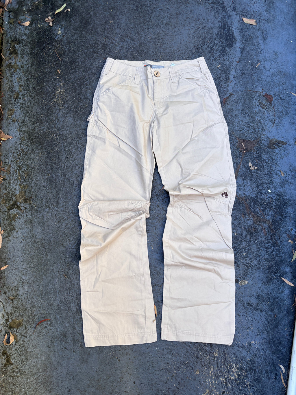 Vintage Y2K Nike ACG Pants Small Cream Double Knee Straight Leg Embroidered Logo