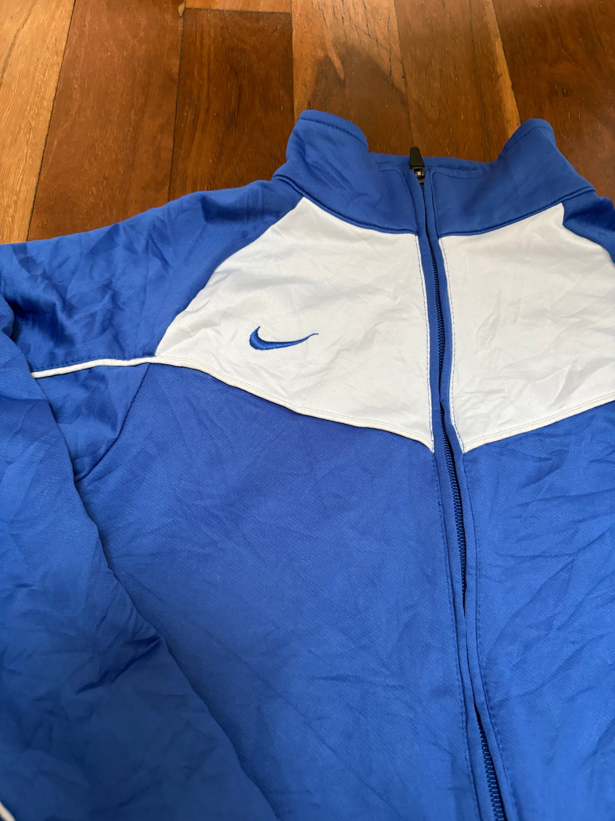 Vintage Y2K Nike Jacket Size M Blue White Detail Piping Satin Style Full Zip