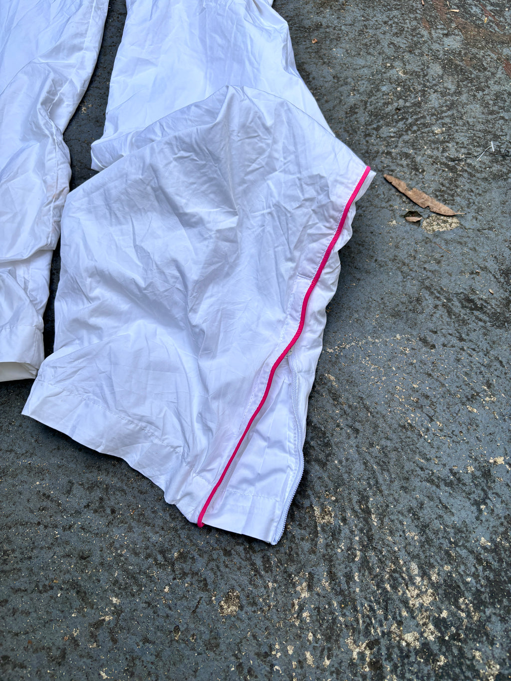Vintage Y2K Nike Track Pants Size S White Pink Swoosh Straight Leg Ankle Zip