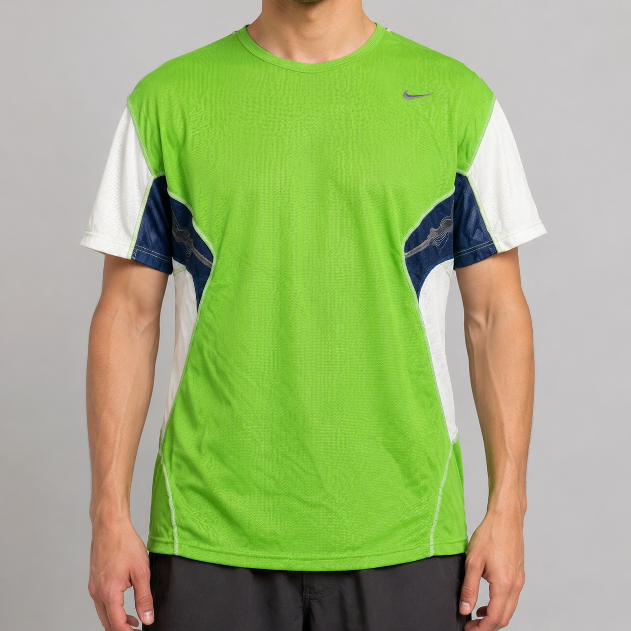 y2k Nike dri-fit activewear t-shirt men's medium green gym tee