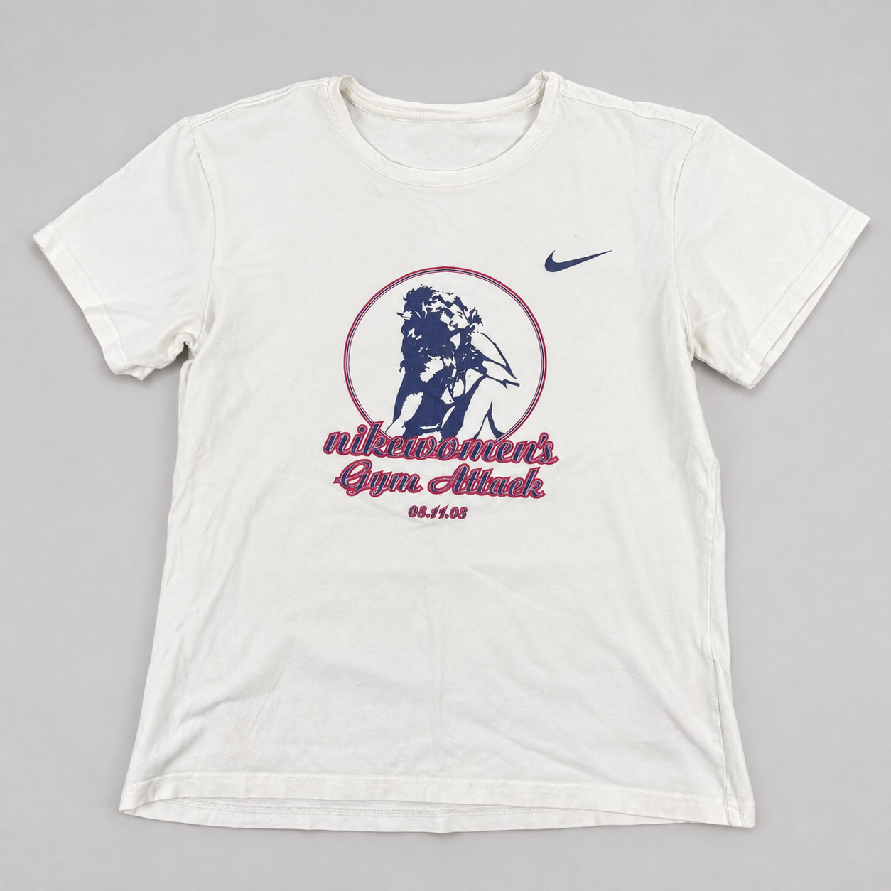 2000s Nike activewear t-shirt women's small white gym tee
