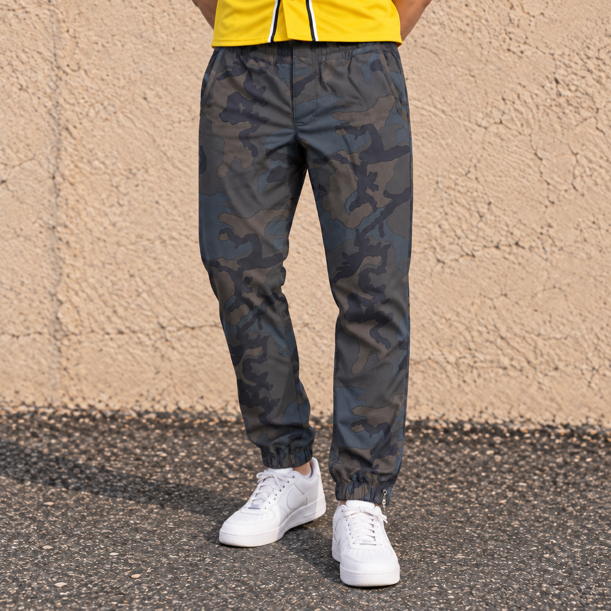 Nike Camo Pants Men's M Green Camo Button Zip Cuffed Joggers