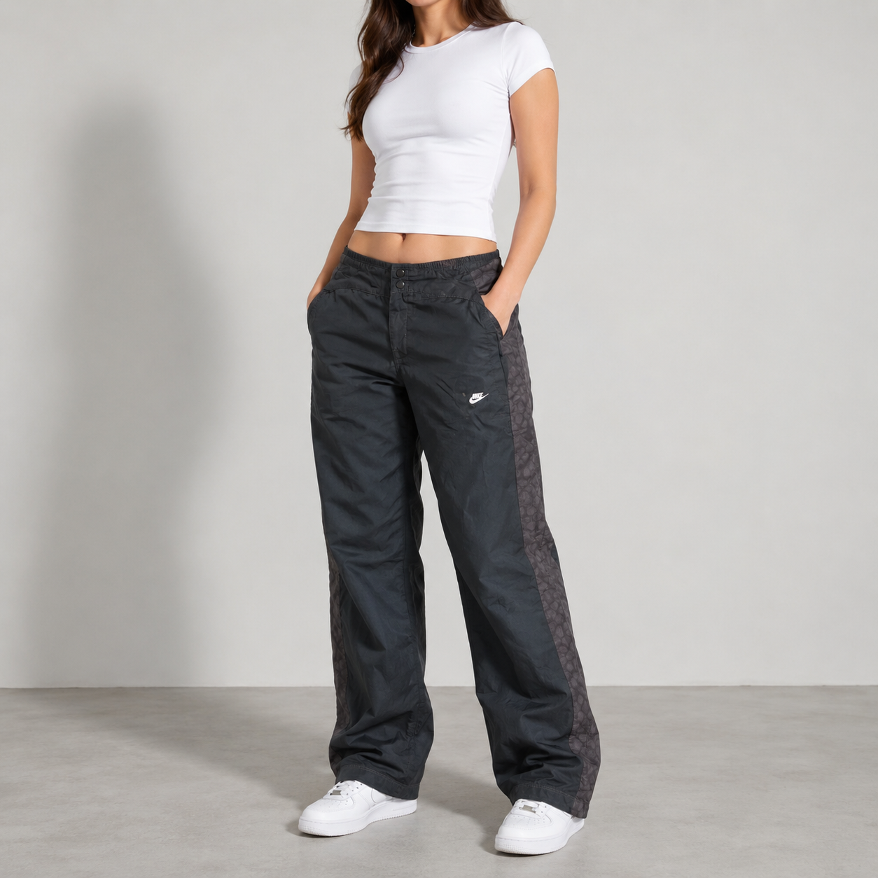 Vintage Y2K Nike Track Pants Women’s L Black Brown Heart Clover Bungee Ankles