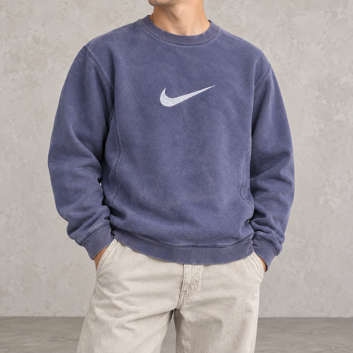 Vintage Y2K Nike Jumper Size M Navy Large Front Swoosh Sun Faded Sweatshirt