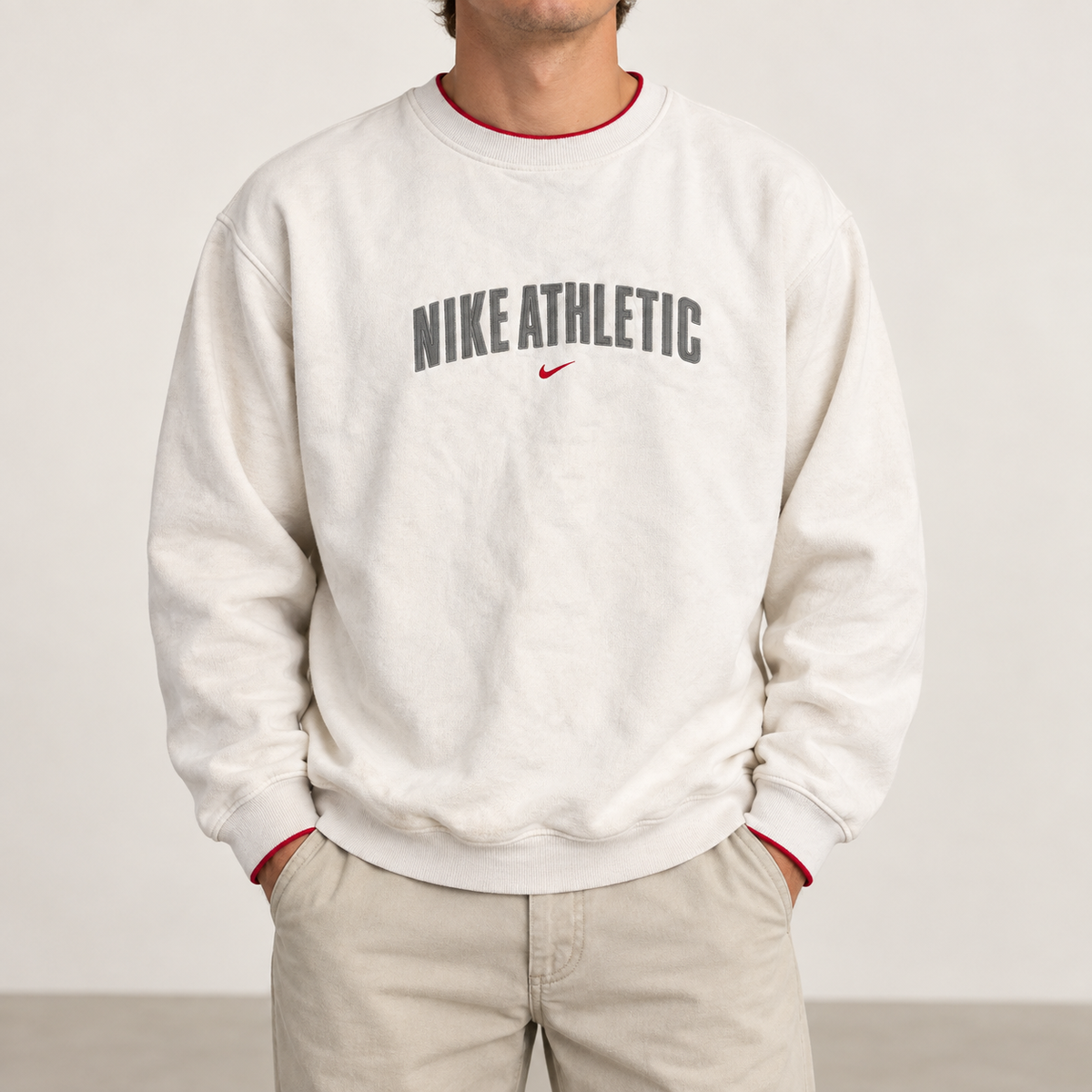 Vintage Y2K Nike Jumper Size XL Cream Red Nike Athletic Spell Out Sweatshirt