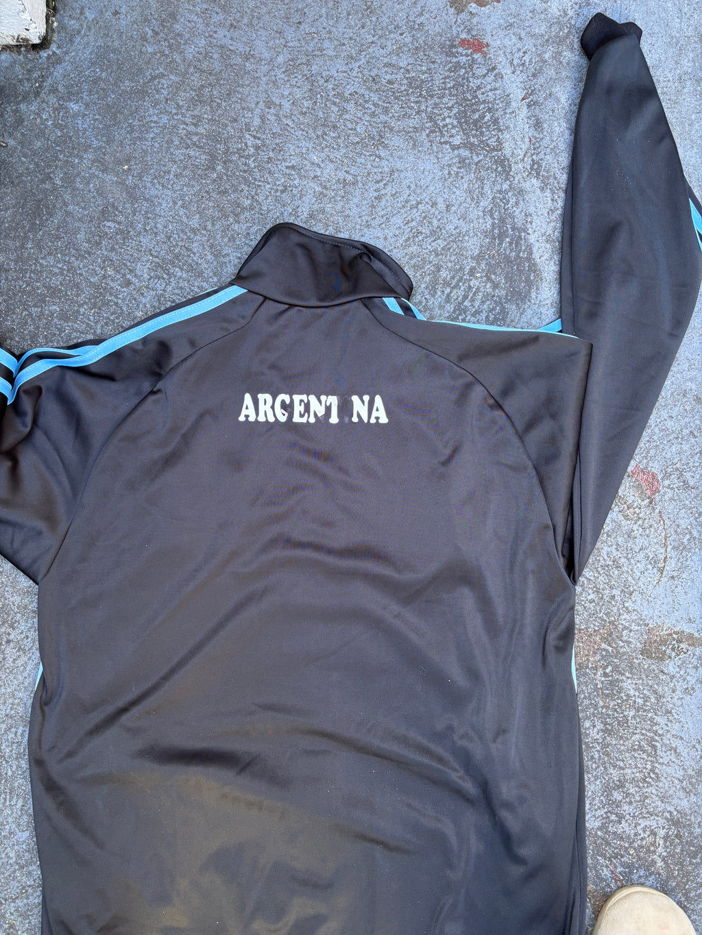 Vintage Adidas Argentina AFA Jumper Size M Black Blue Retro Football Patch Logos