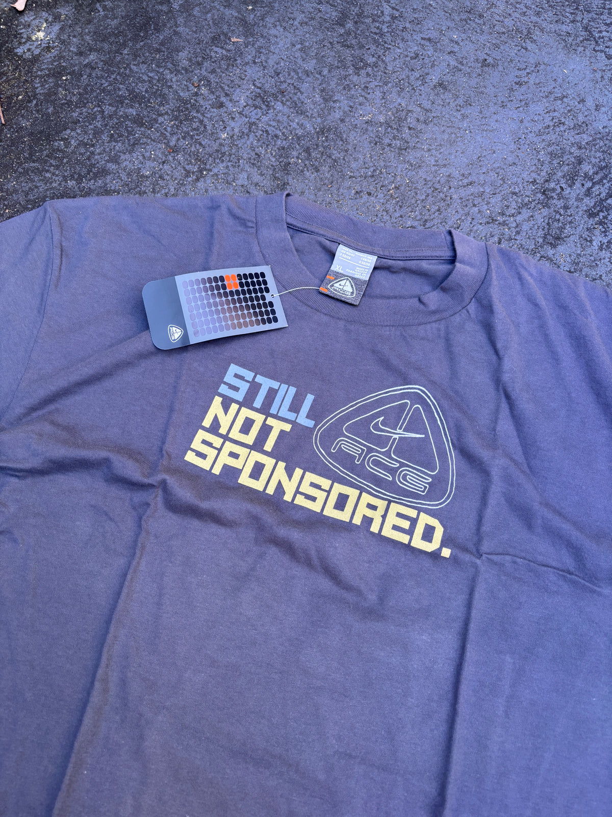 NWT Vintage Y2K Nike ACG T-shirt Size XL Grey Still Not Sponsored Logo Deadstock