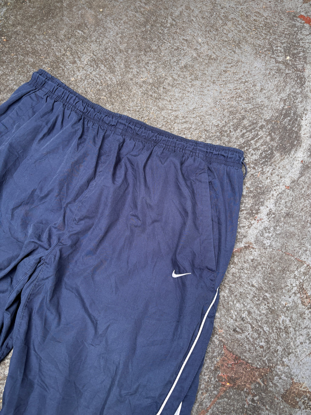 Vintage Y2K Nike 3/4 Track Pants L Navy White Detail Swoosh Classic Windbreakers