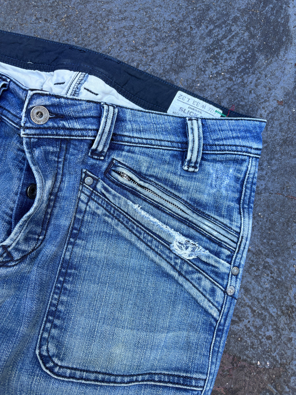 Vintage Diesel Slickap Jeans Size 33 Mid Wash Front Pockets Zips Faded Made in Italy