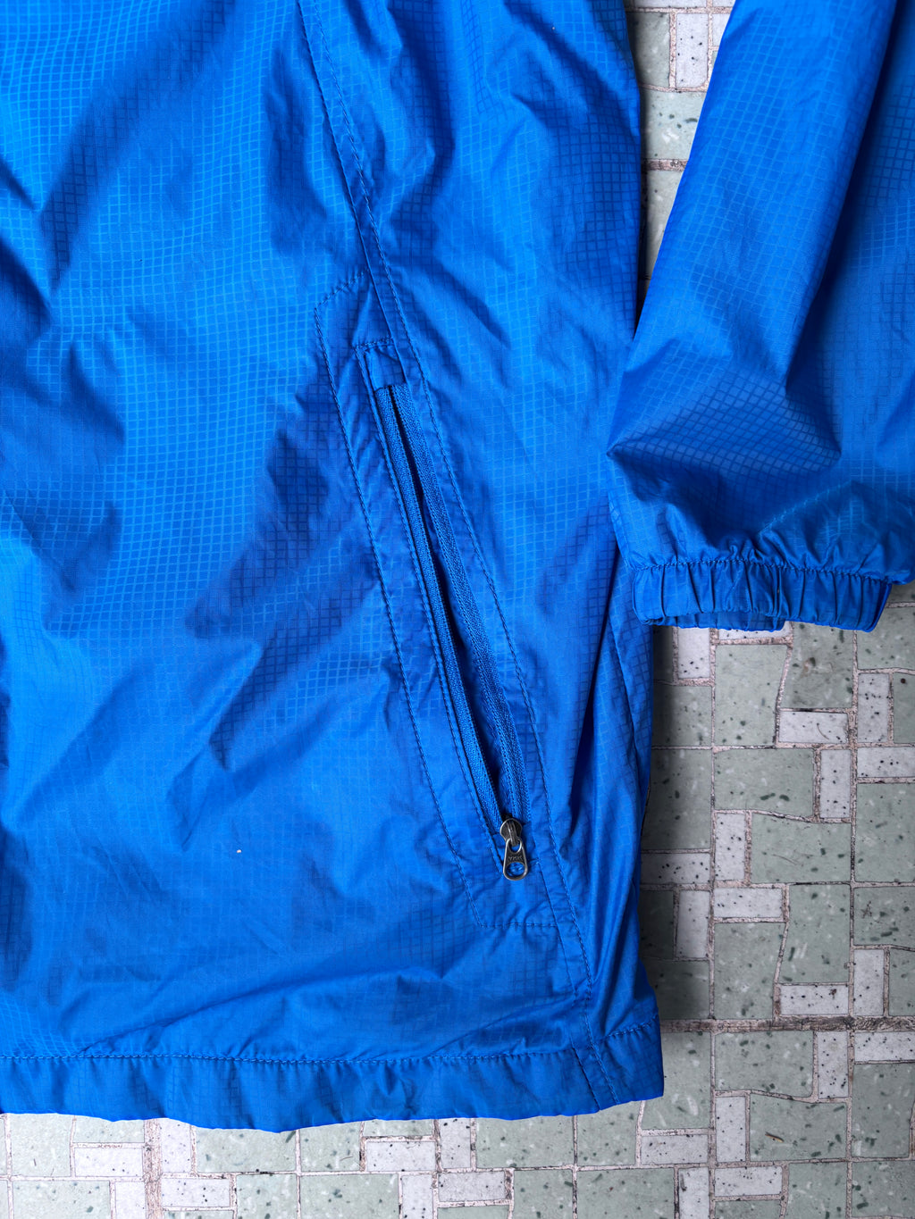The North Face Jacket Size M Blue Windbreaker