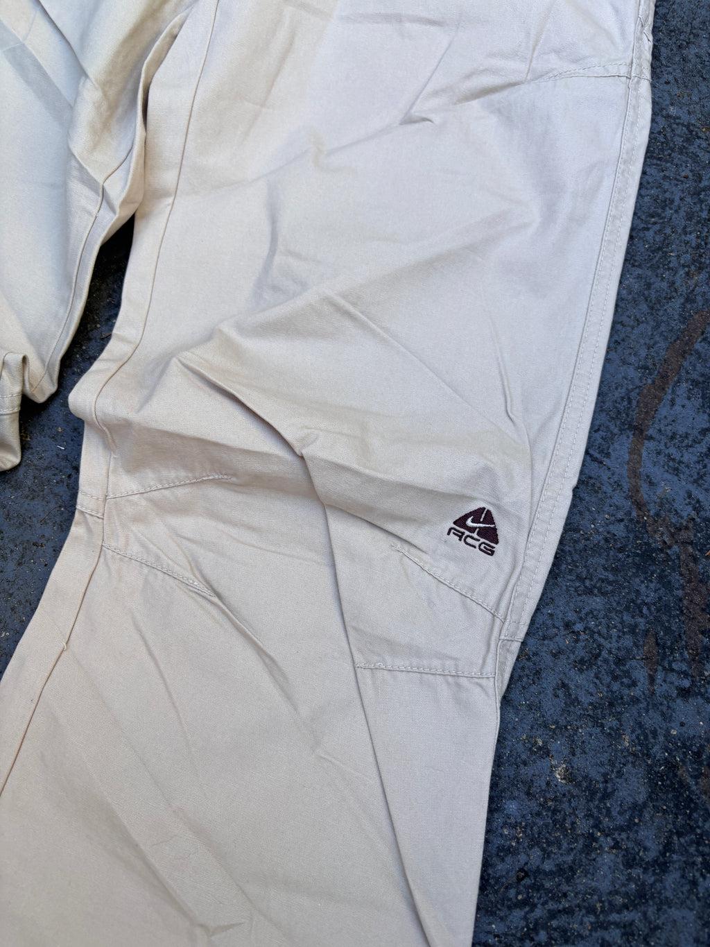 Vintage Y2K Nike ACG Pants Small Cream Double Knee Straight Leg Embroidered Logo