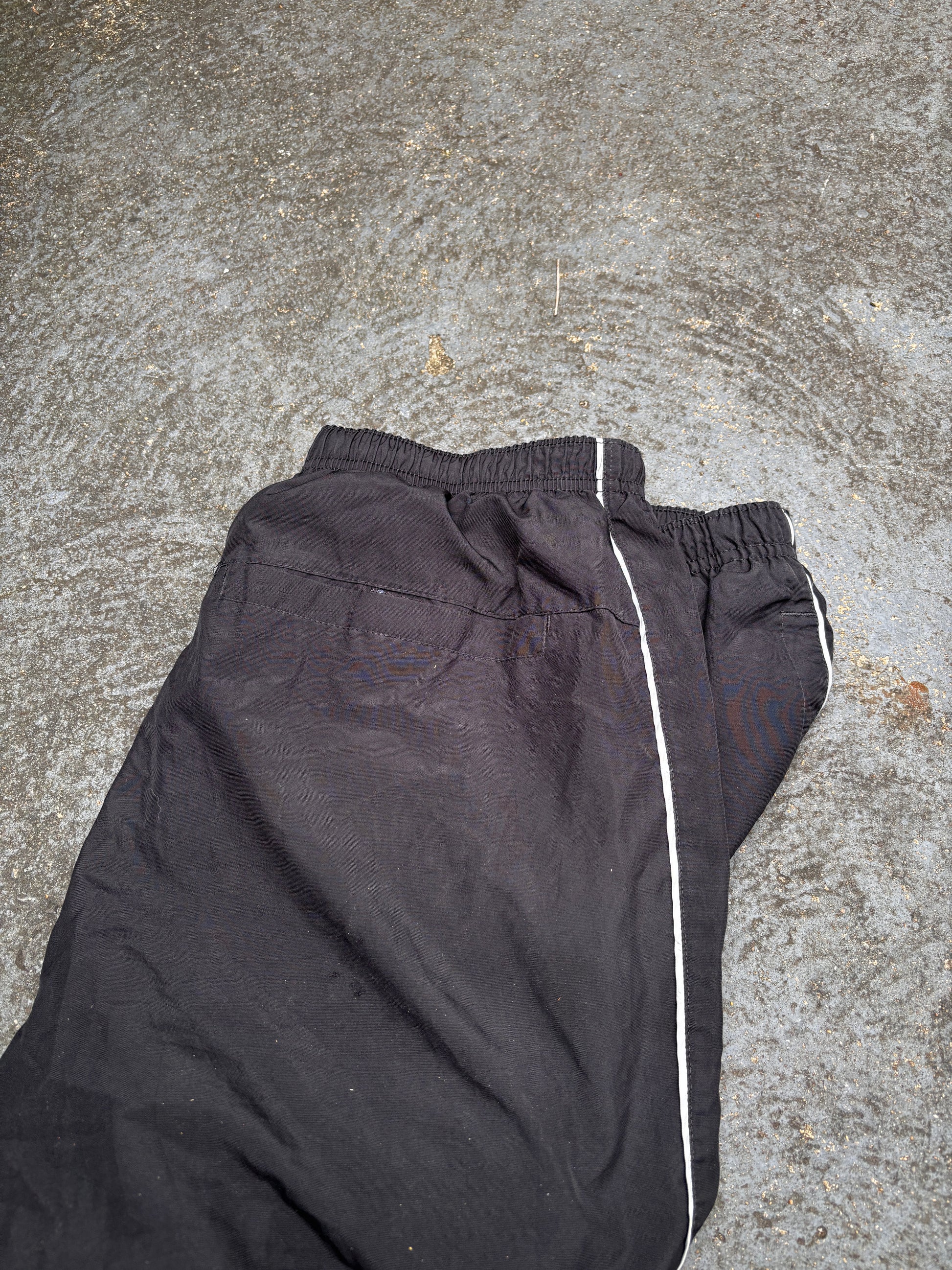 Vintage Y2K Nike 3/4 Track Pants XL Black Grey Piping Classic Windbreakers