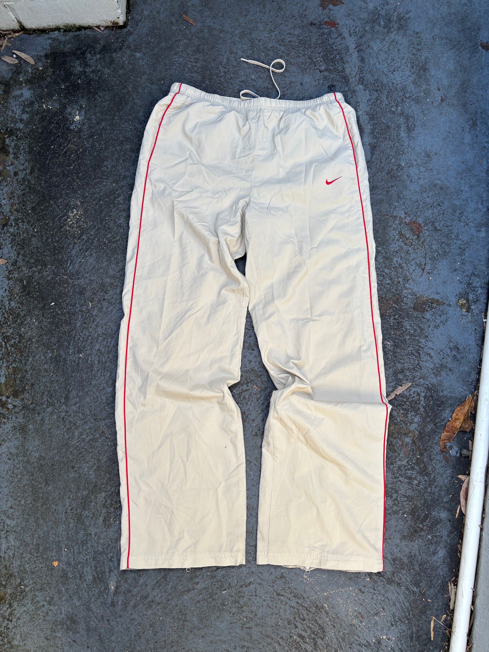 Vintage Y2K Nike Track Pants Size M Beige Red Detail Swoosh Classic Nylon Windbreakers