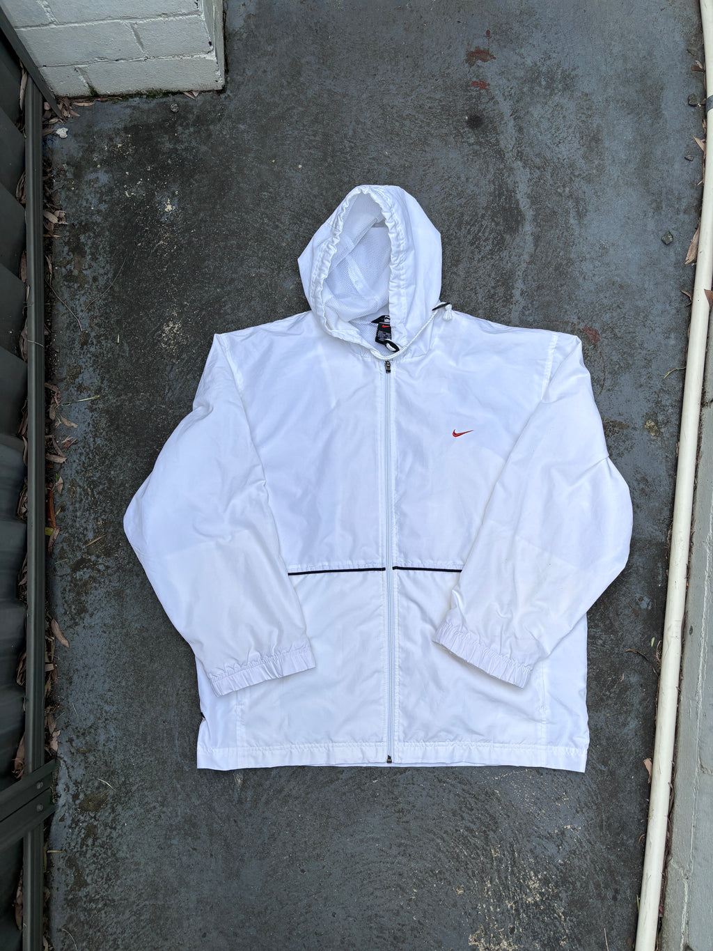 Vintage 90s Nike Jacket Men’s L White Red Swoosh Classic Nylon Windbreaker