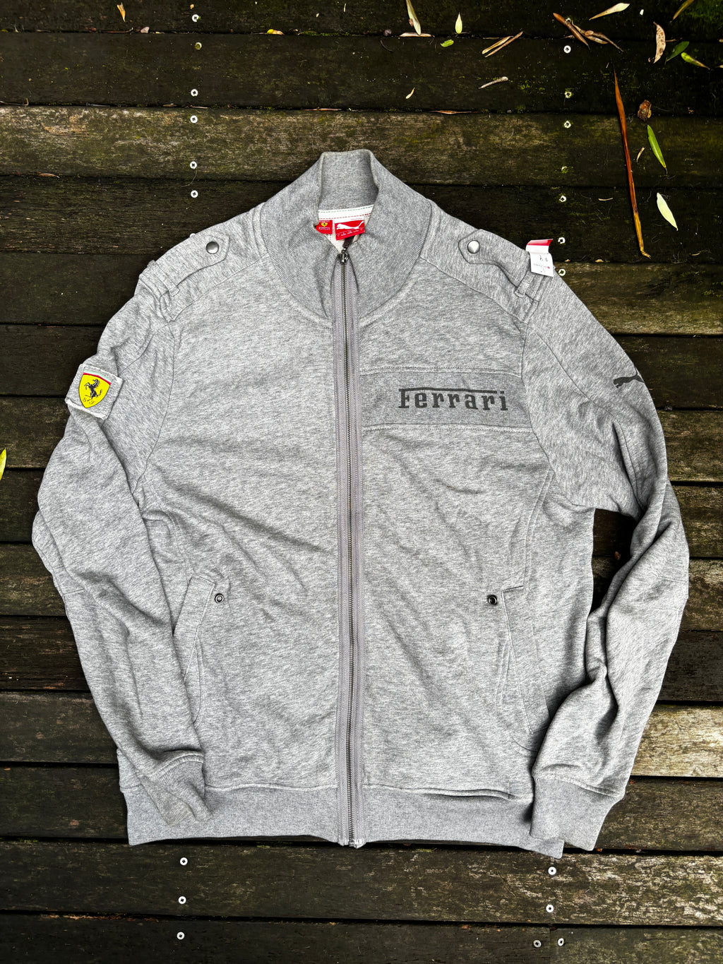 Y2K Ferrari x Puma Jacket Size L Grey