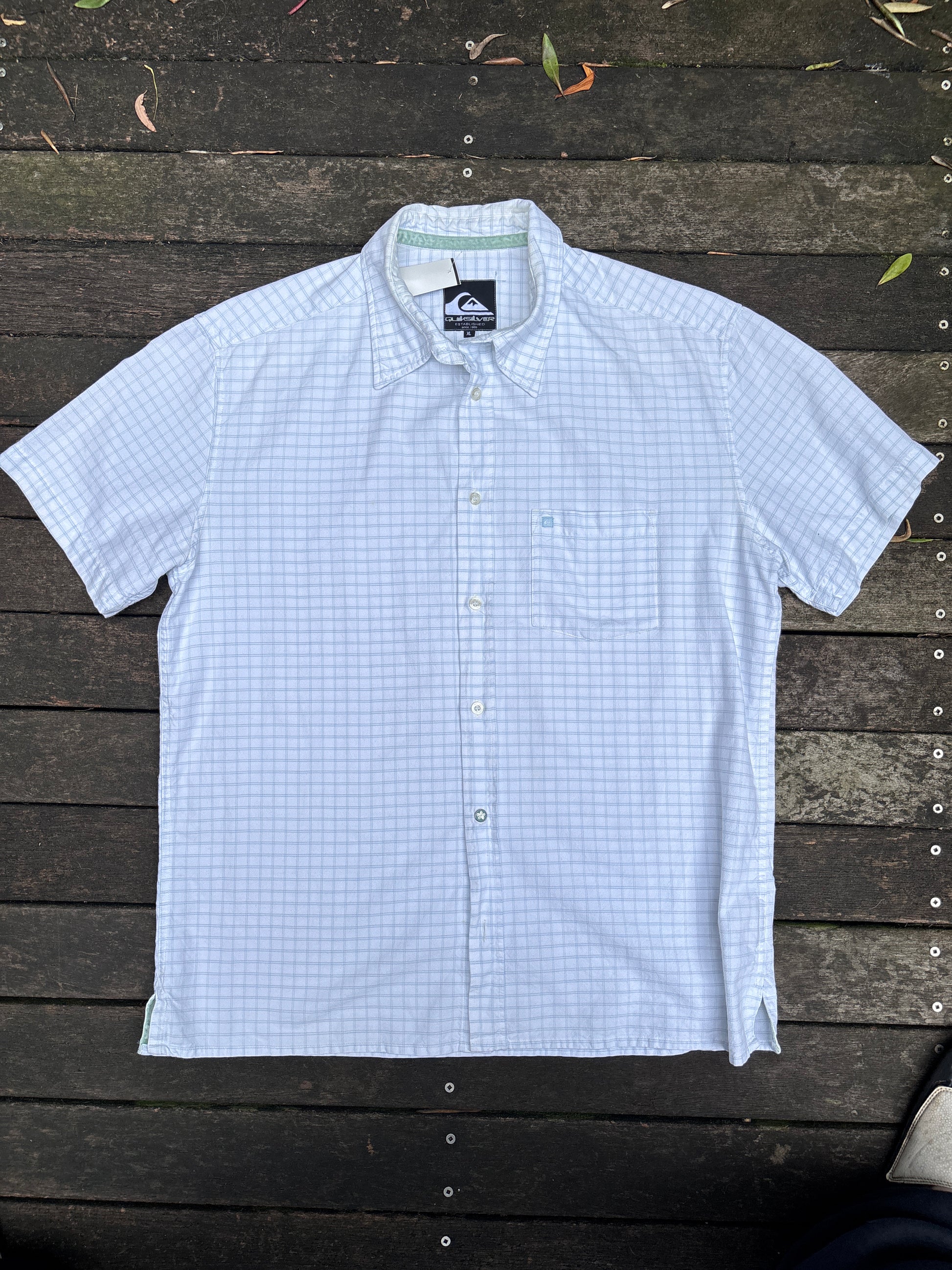 Vintage Quiksilver Shirt Sz XL French Release