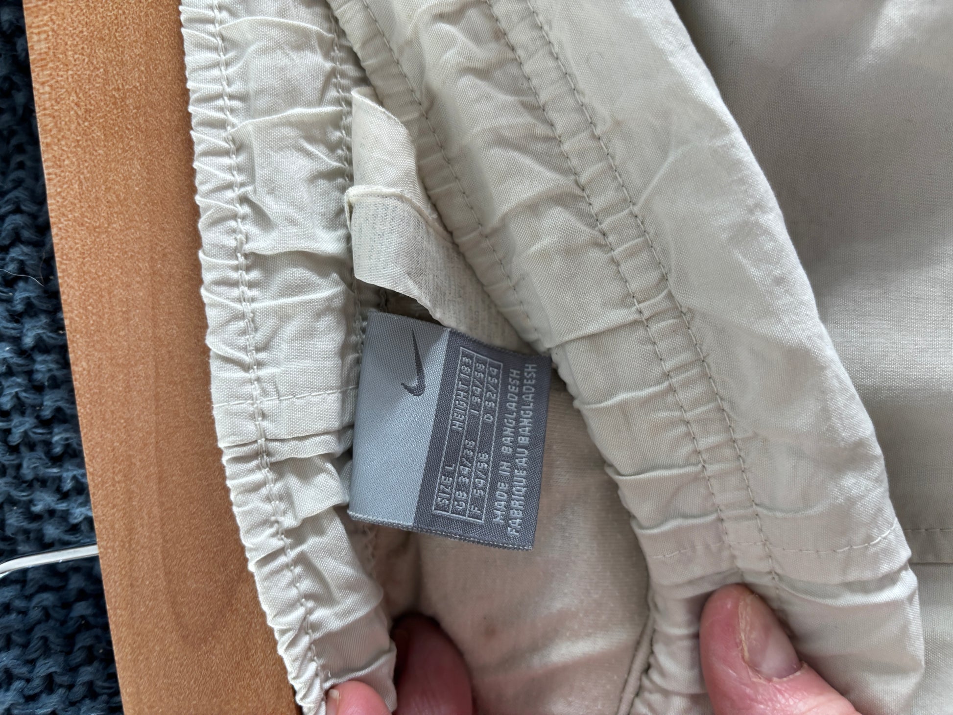 Classic Y2K Nike Track Pants Size L White