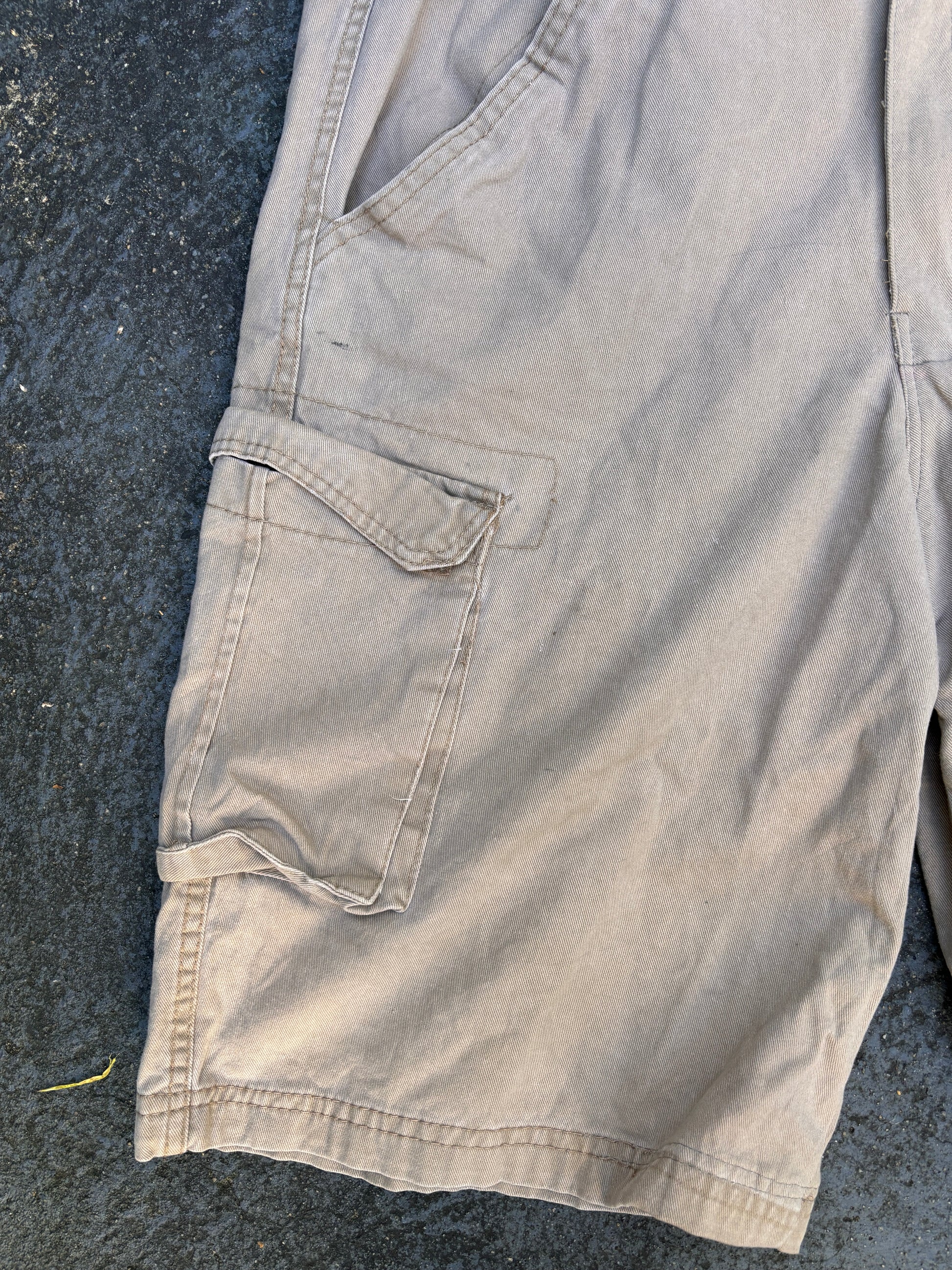 Vintage 90s Stussy Cargo Shorts Size M Tan Embroidered Logo Pockets Wide Leg