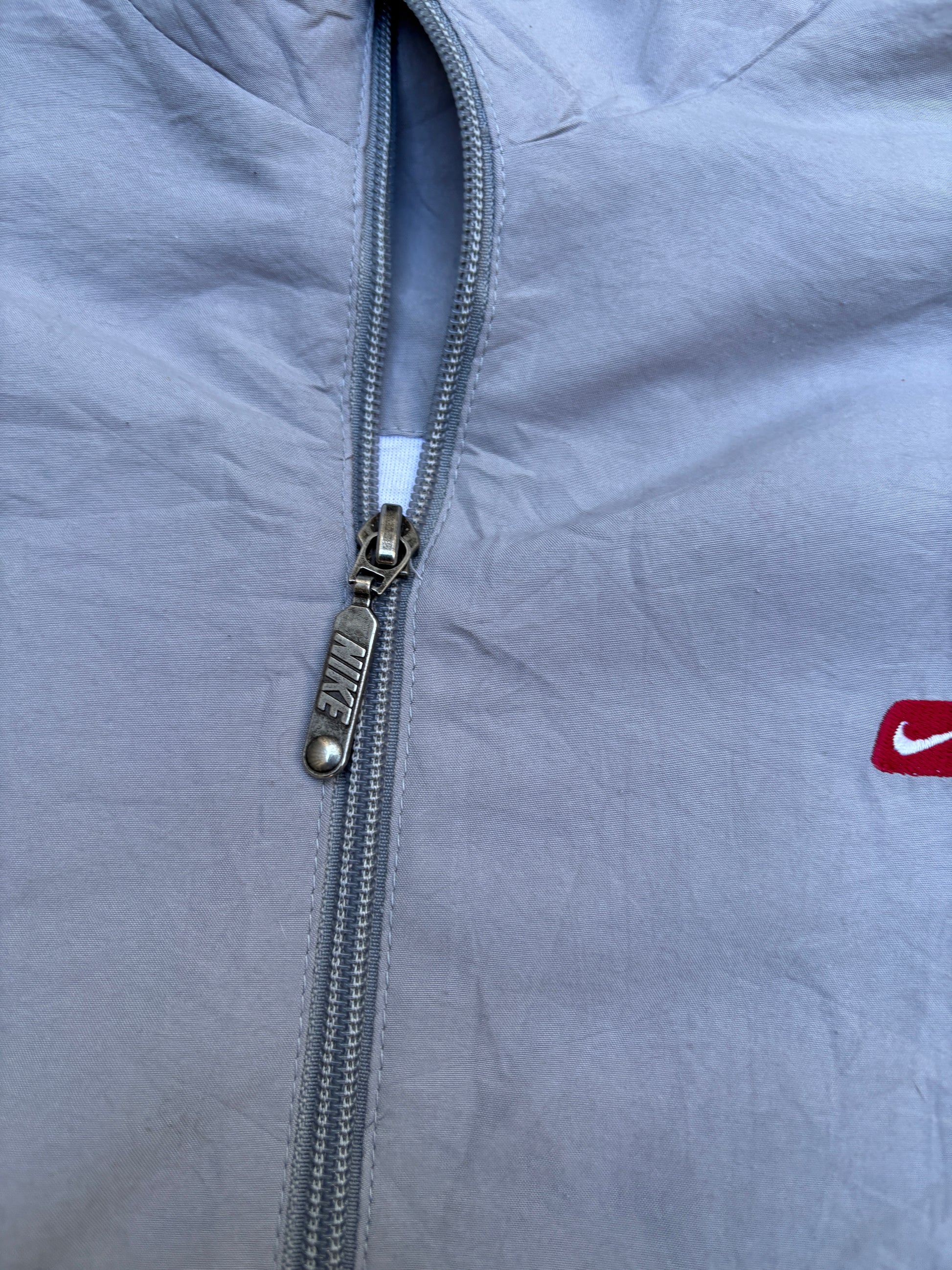 Vintage Y2K Nike Track Jacket Size M Grey White Red Swoosh Logo Classic Windbreaker