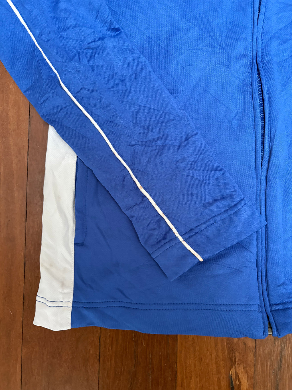 Vintage Y2K Nike Jacket Size M Blue White Detail Piping Satin Style Full Zip
