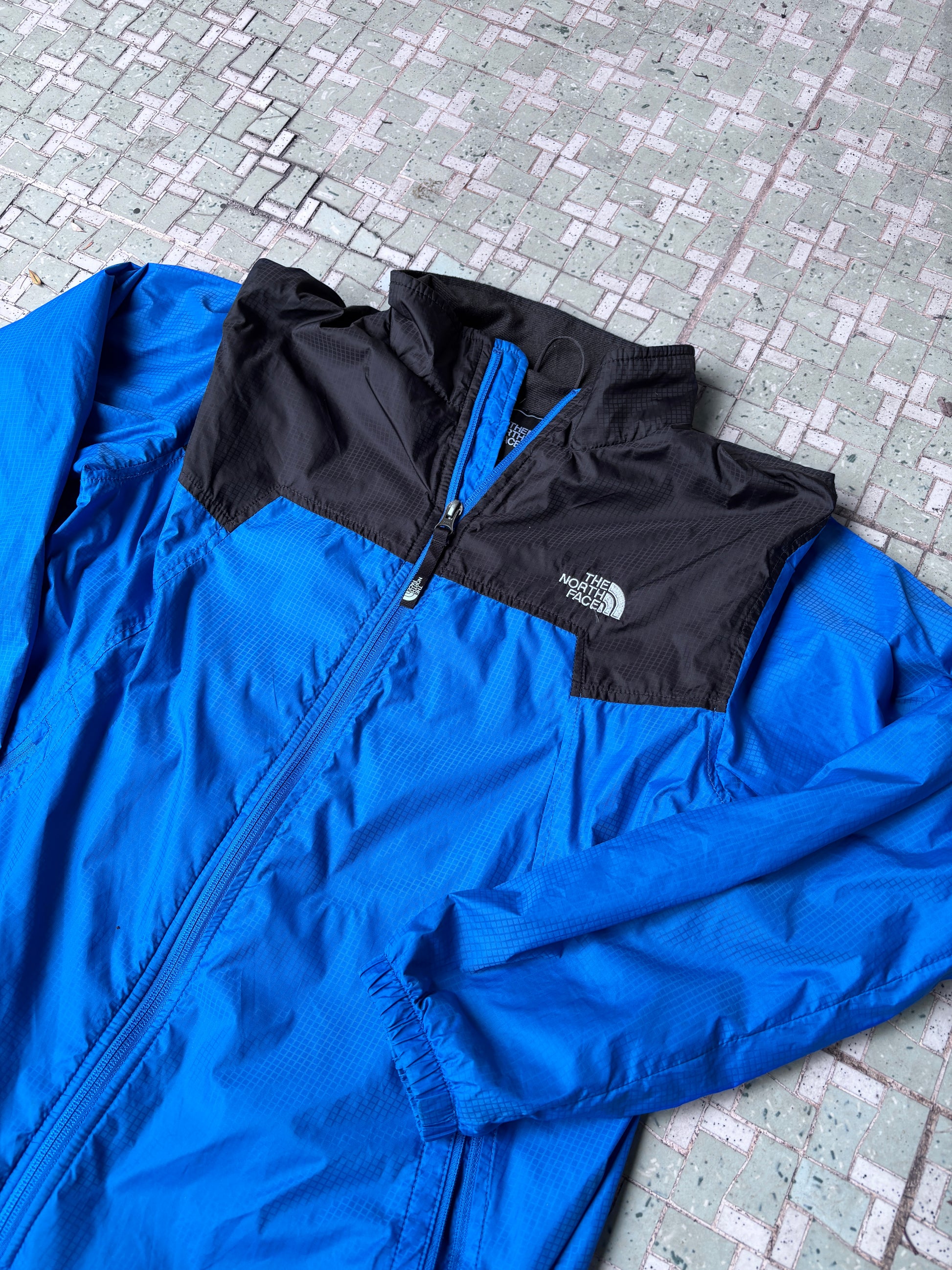 The North Face Jacket Size M Blue Windbreaker