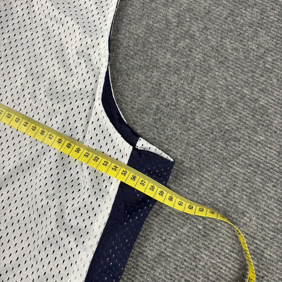 Nike Reversible Basketball Jersey Men's Large White Blue Mesh