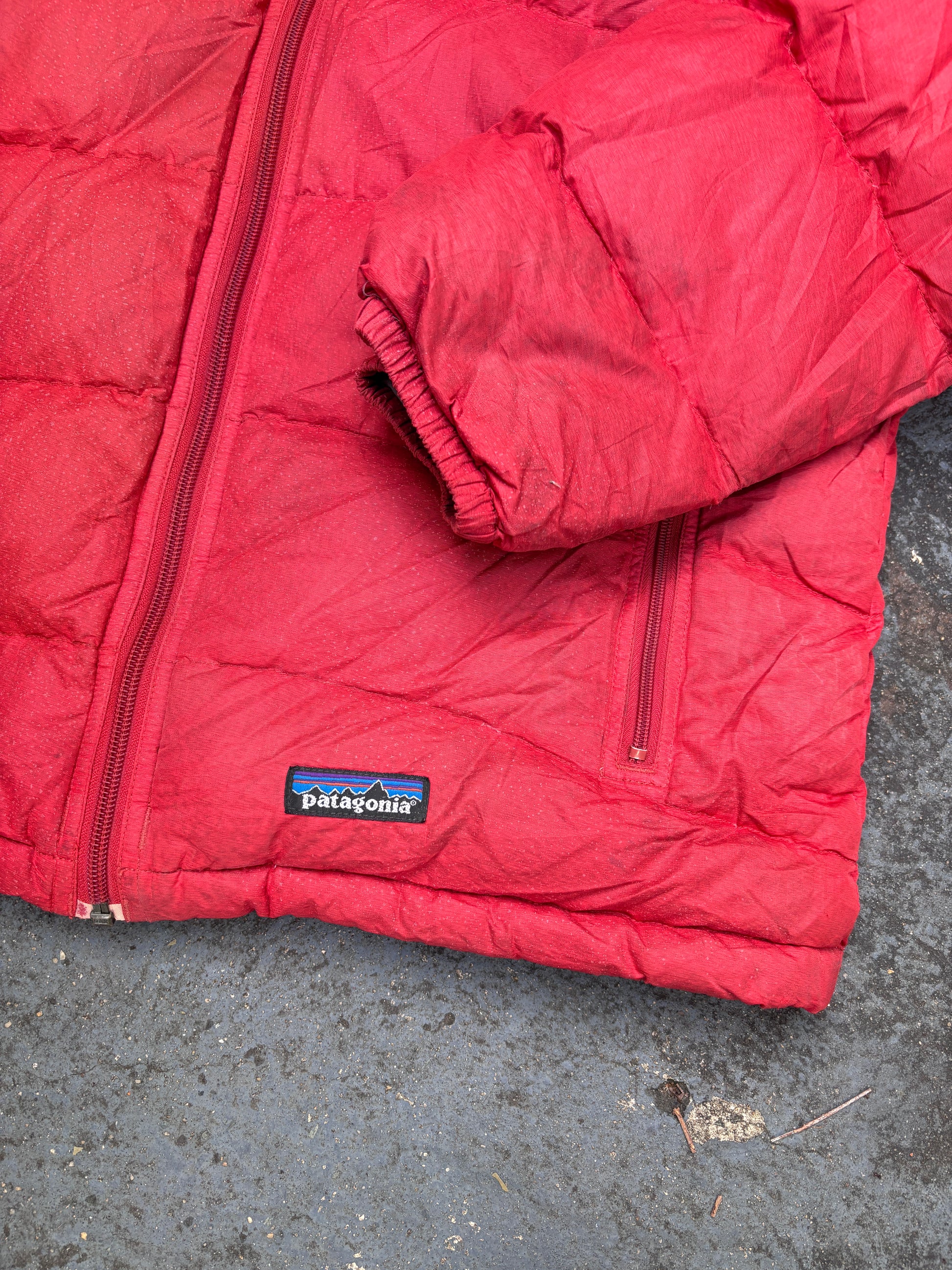 Patagonia Puffer Down Jacket Size S Red Hip Logo Textured Poly Full Zip Pockets