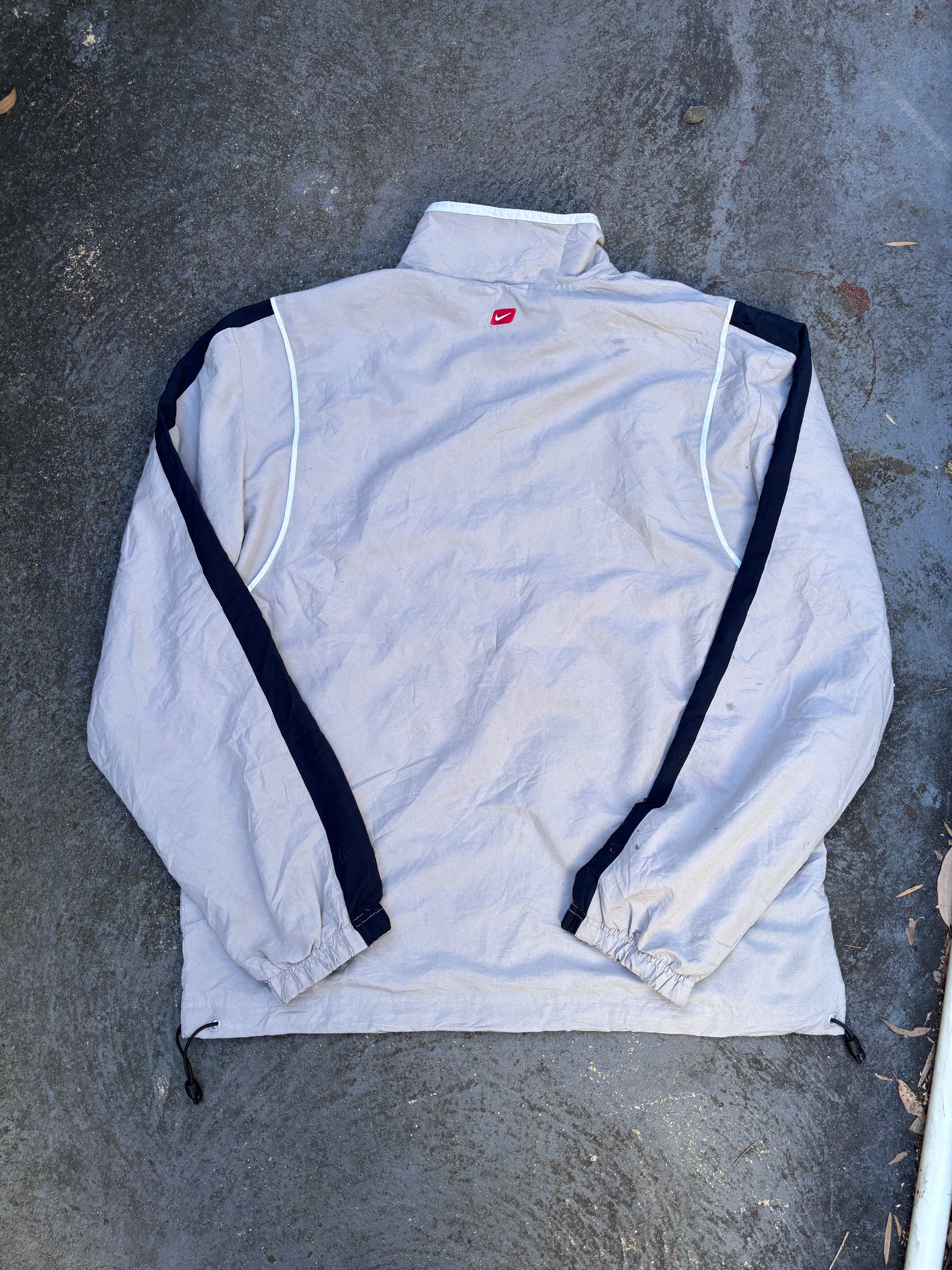 Vintage Y2K Nike Track Jacket Size M Grey White Red Swoosh Logo Classic Windbreaker