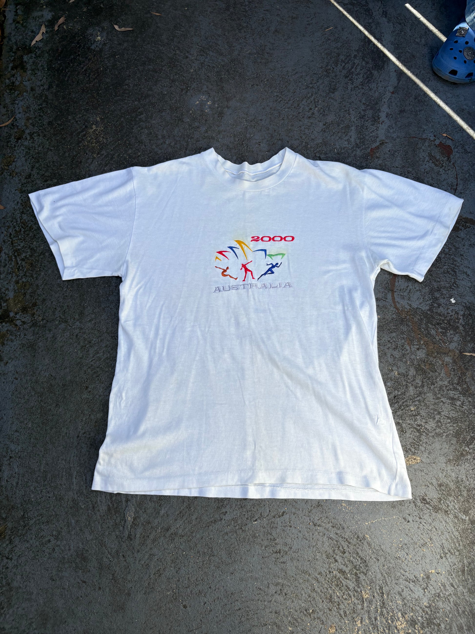 Vintage 90s Single Stitch Sydney Olympics T-shirt Size M White Embroidered Crew