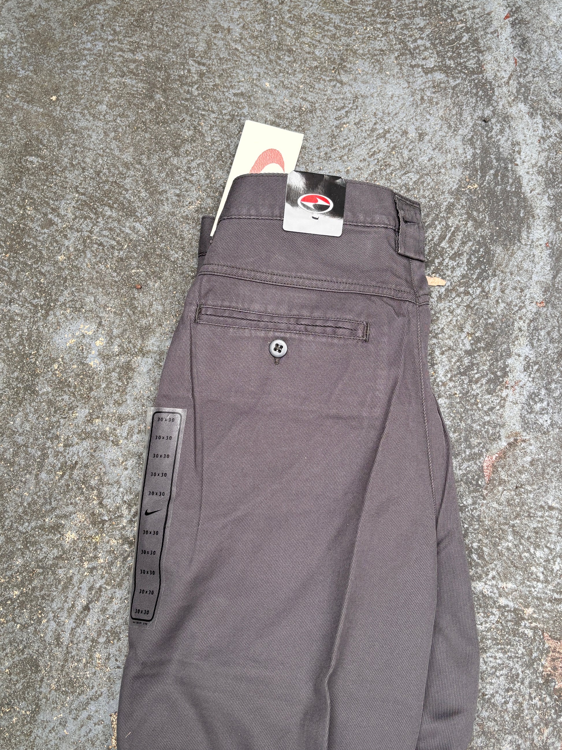 Vintage 90s Nike Golf Pants Size 30 Tiger Woods Yin Yang Logo Wide Leg NWT Deadstock