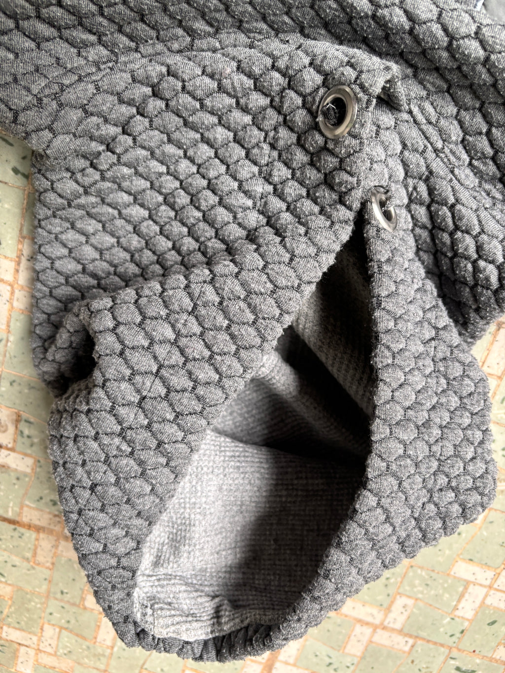 Vintage Nike Spell Out Hoodie Size M Grey Waffle Textured Fleece Jumper