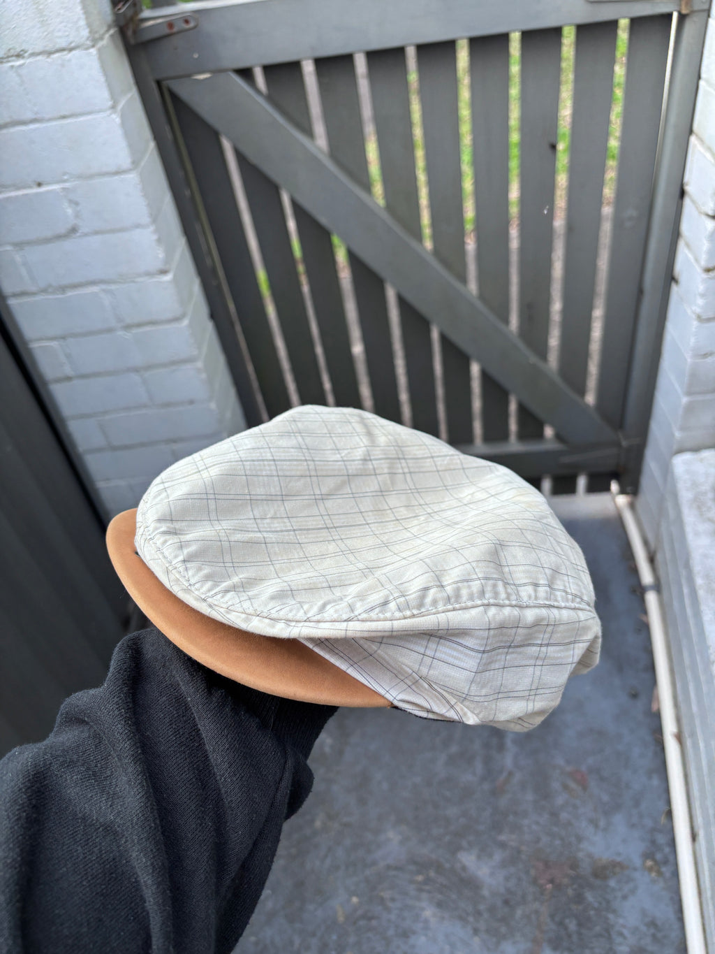 Vintage Y2K Nike Golf Flat back Paperboy Cap Cream + Green