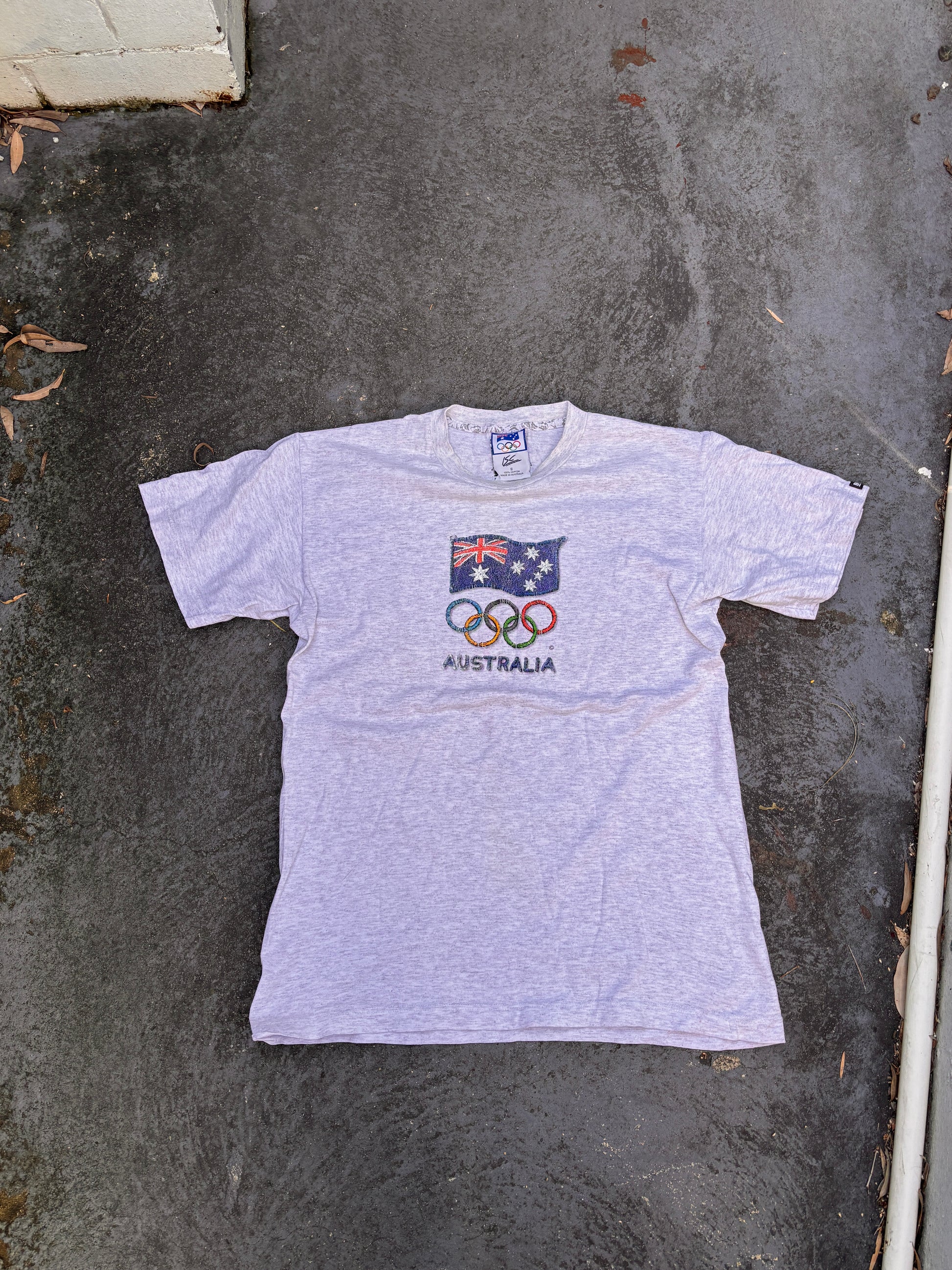 Vintage Y2K Bonds ISC Sydney Olympic T-shirt Sz S Grey Big Logo Australian Made