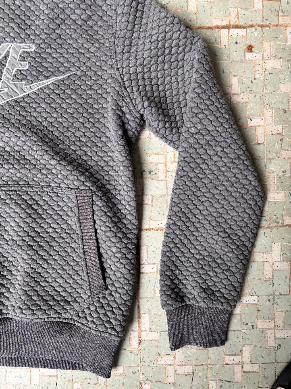 Vintage Nike Spell Out Hoodie Size M Grey Waffle Textured Fleece Jumper