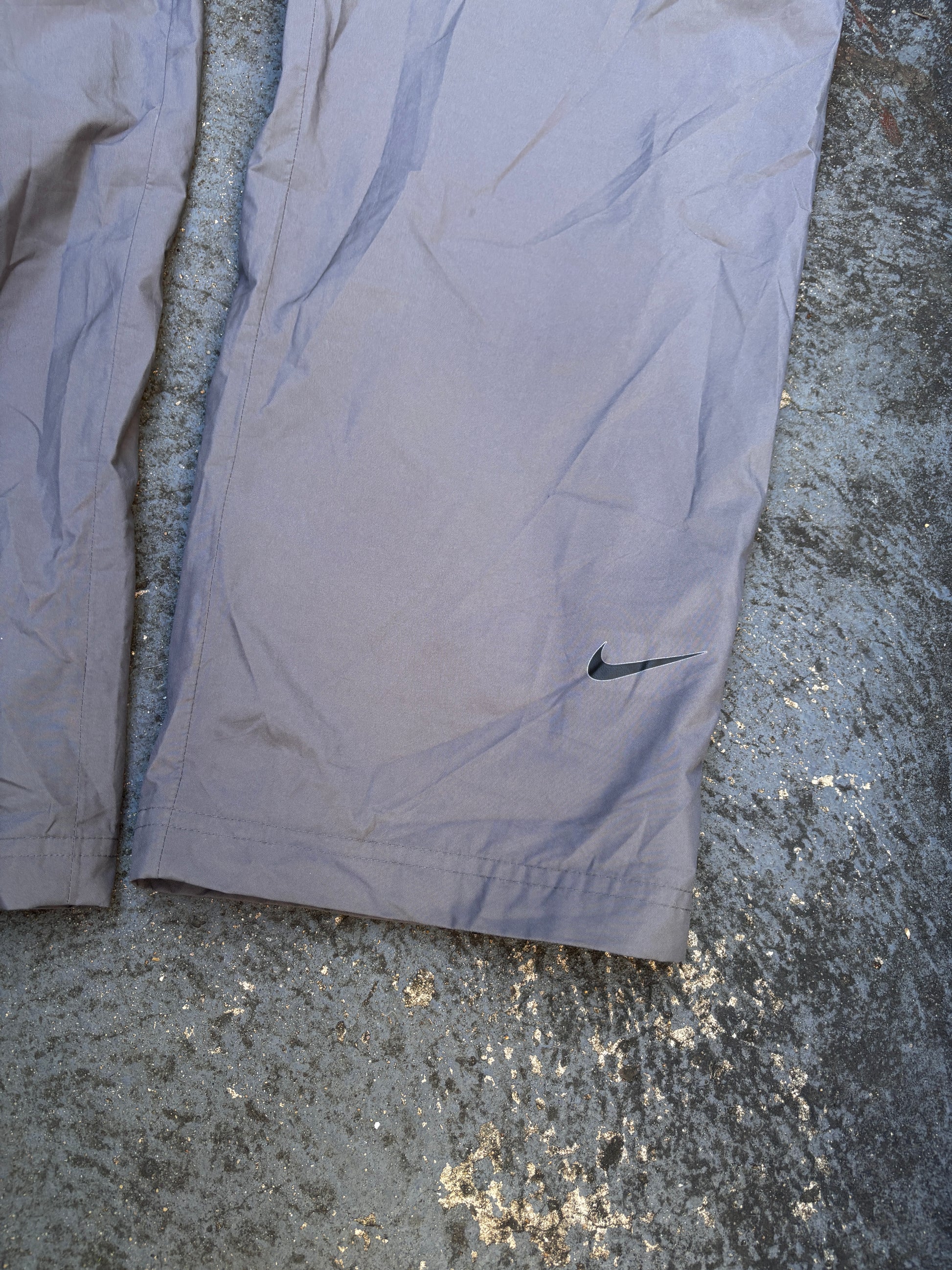 Vintage Y2K Nike Golf Track Pants Size L Grey Storm Fit Wide Leg Windbreakers