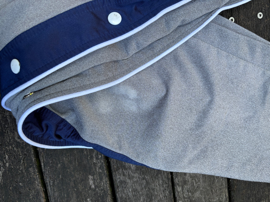 90's Nike Tearaway Track Pants in Grey Size M