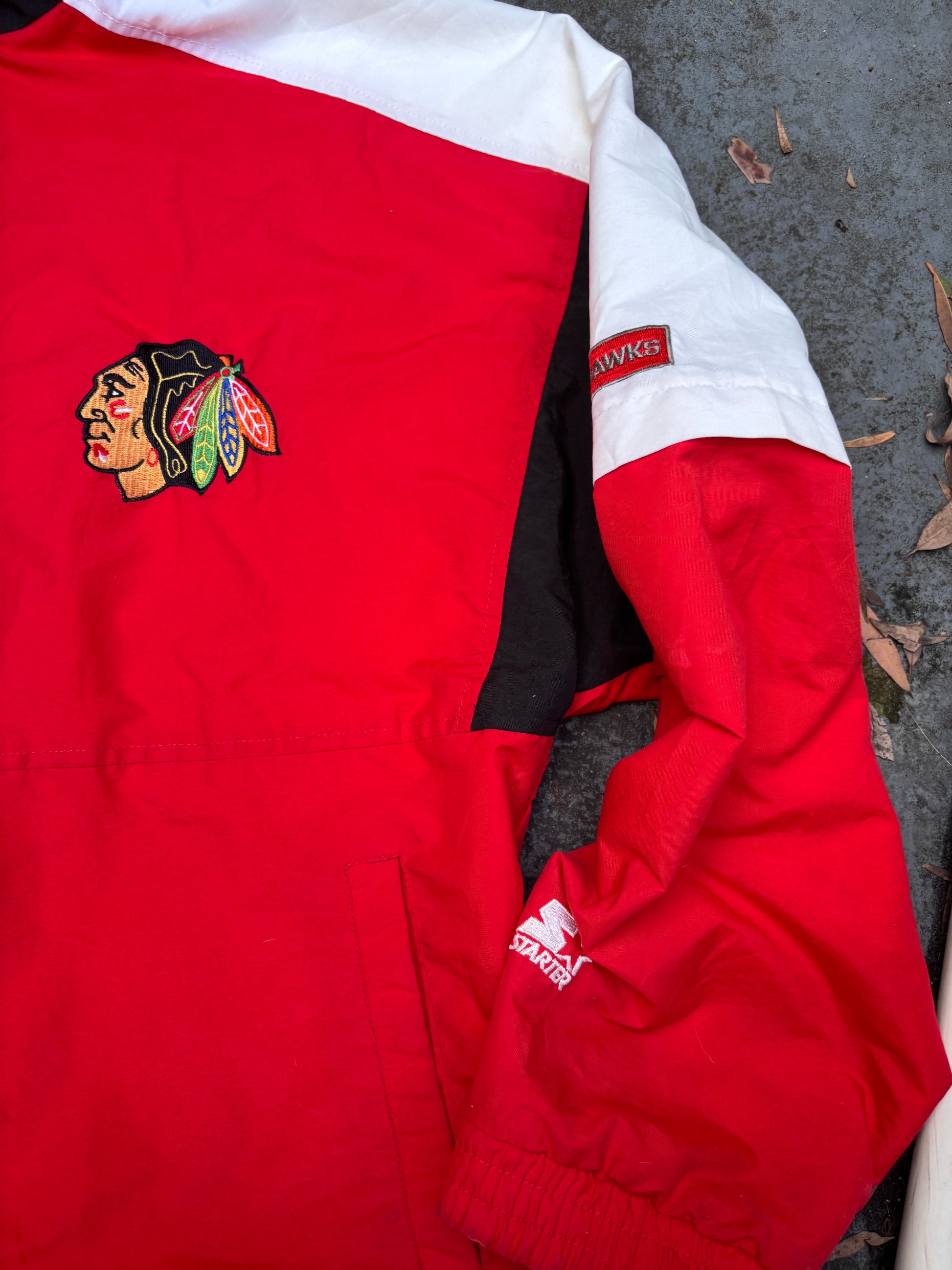 Vintage 90s Starter Jacket Size L Red Black Chicago Blackhawks Nylon Windbreaker