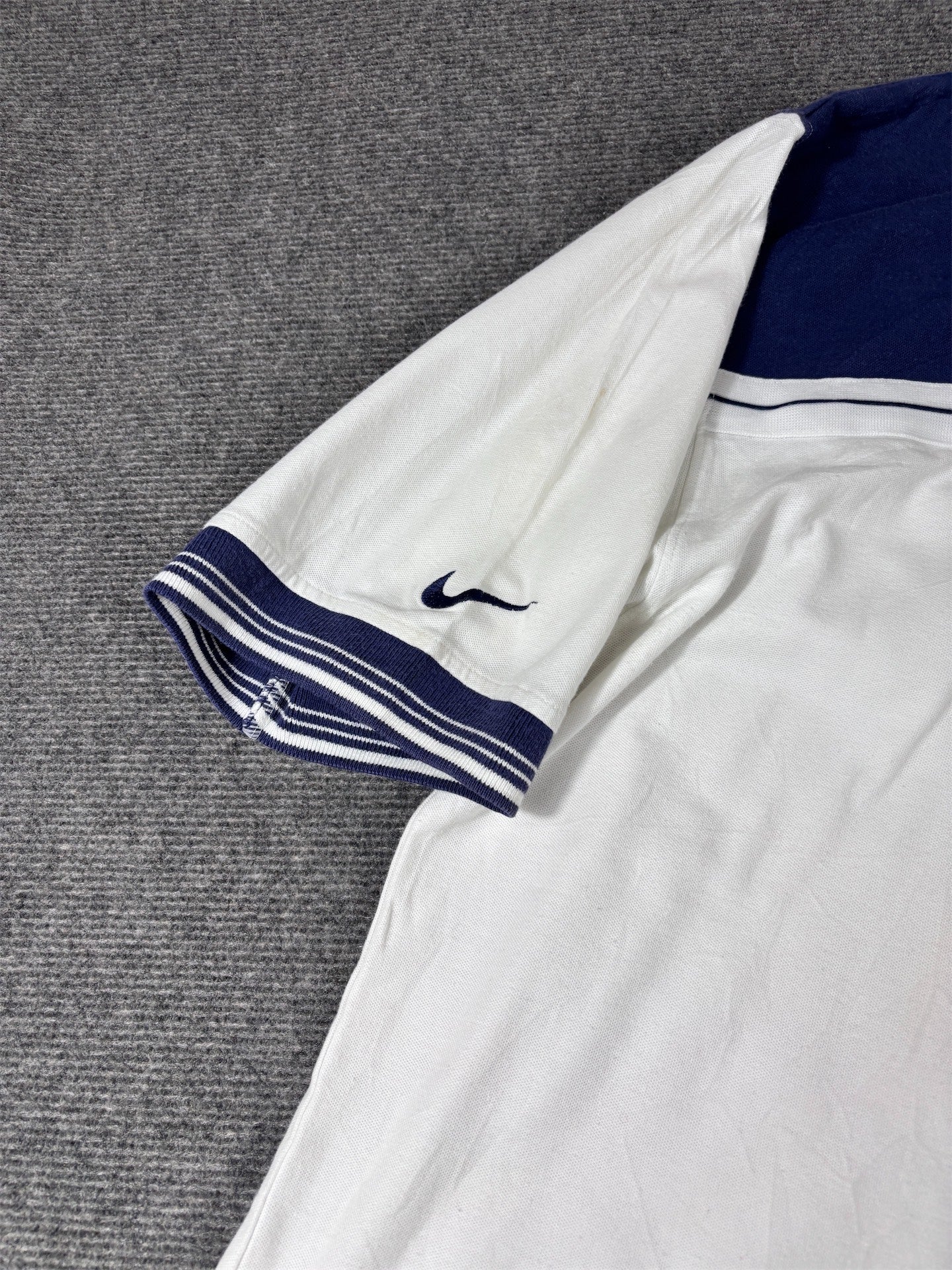 Vintage 90s Nike Court Polo Shirt Men’s L White Blue Chest Logo + Swoosh
