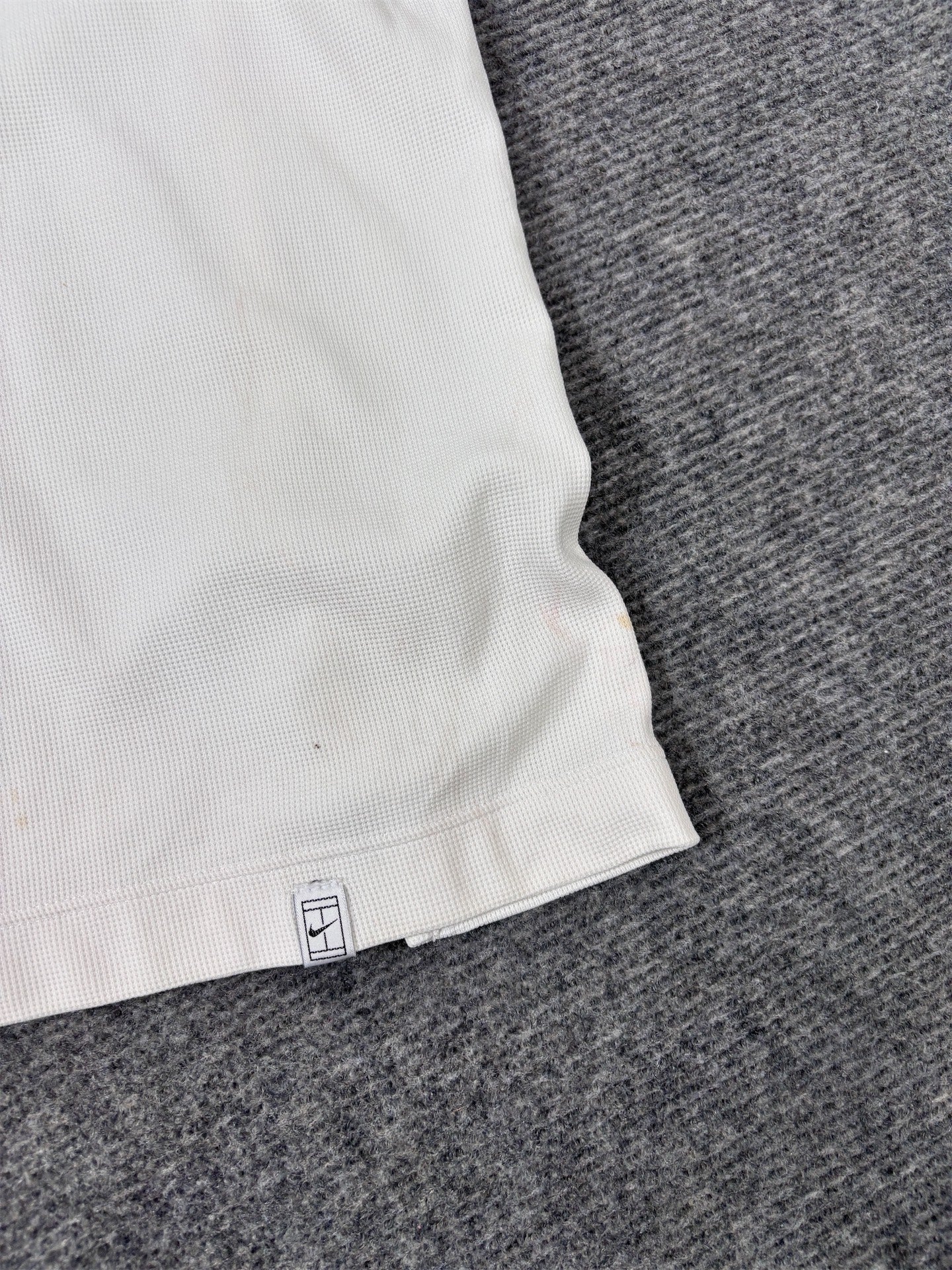 Vintage Y2K Nike Court Polo Shirt Men’s XL White Navy Mesh Texture