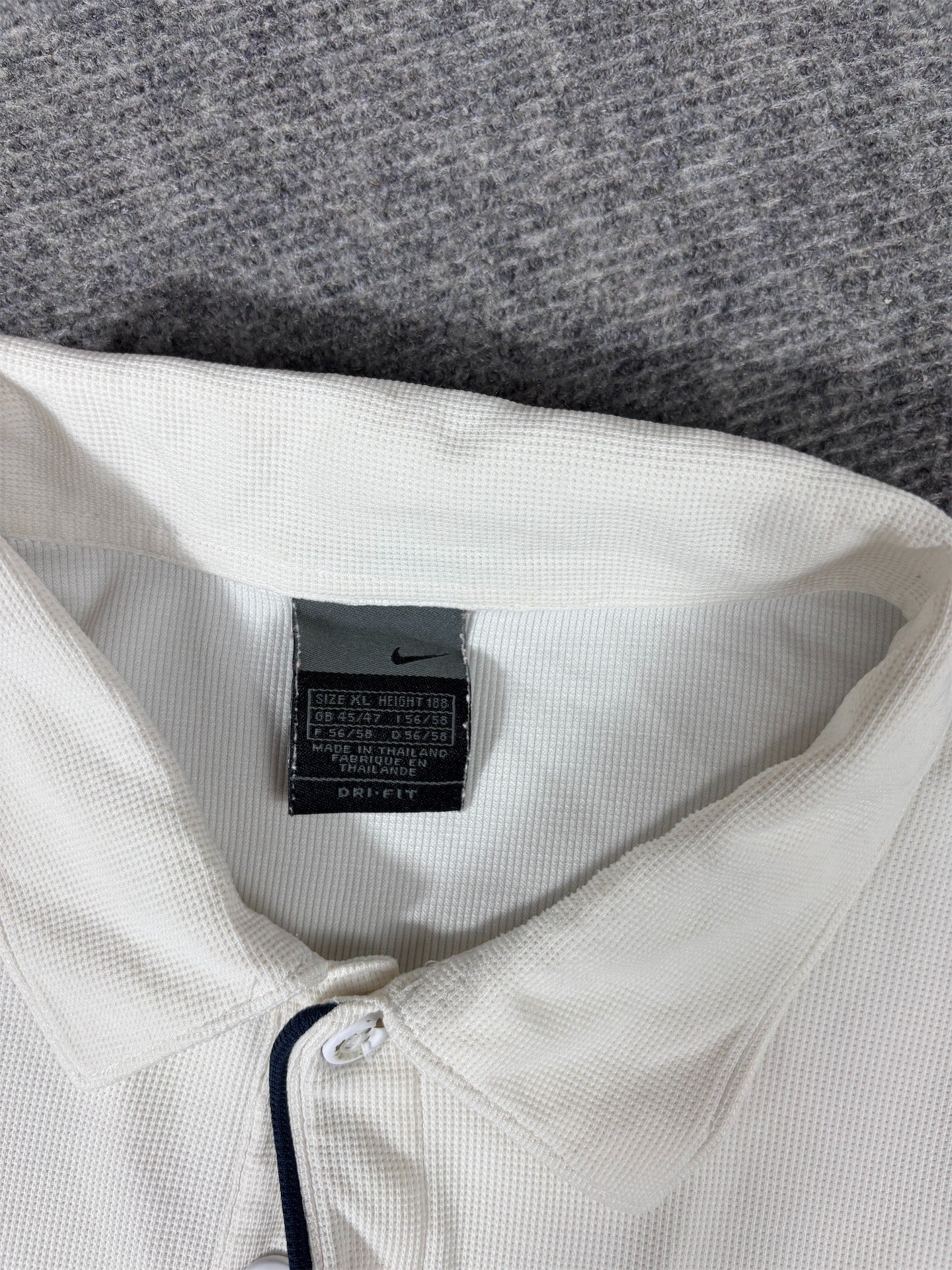 Vintage Y2K Nike Court Polo Shirt Men’s XL White Navy Mesh Texture