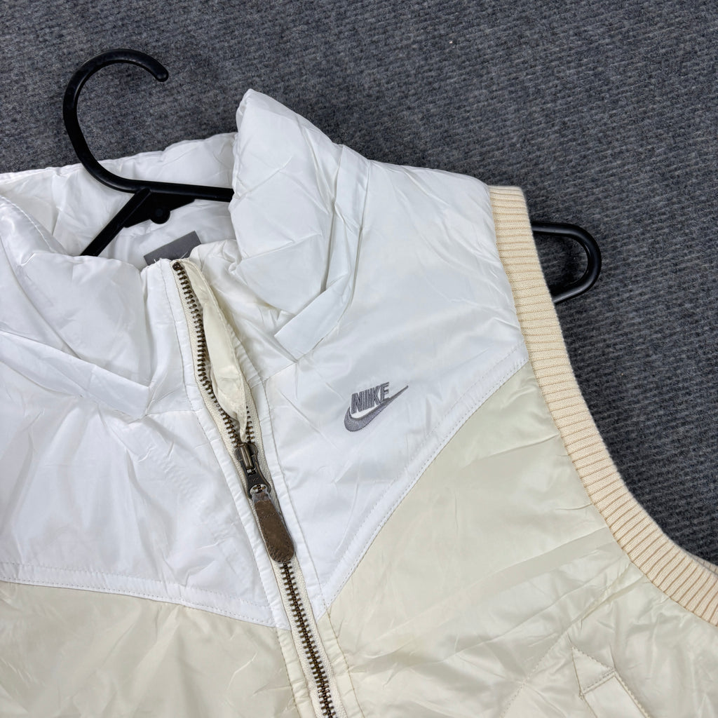 Vintage 00s Nike Puffer Vest Women's Medium White Cream GIllet