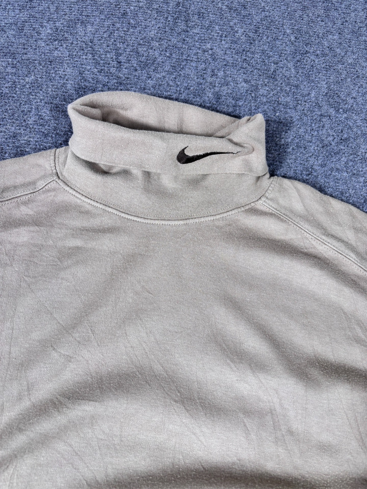 Vintage 90s Nike Long Sleeve T-Shirt Men’s L Brown Skivvy Turtle Roll Neck Swoosh
