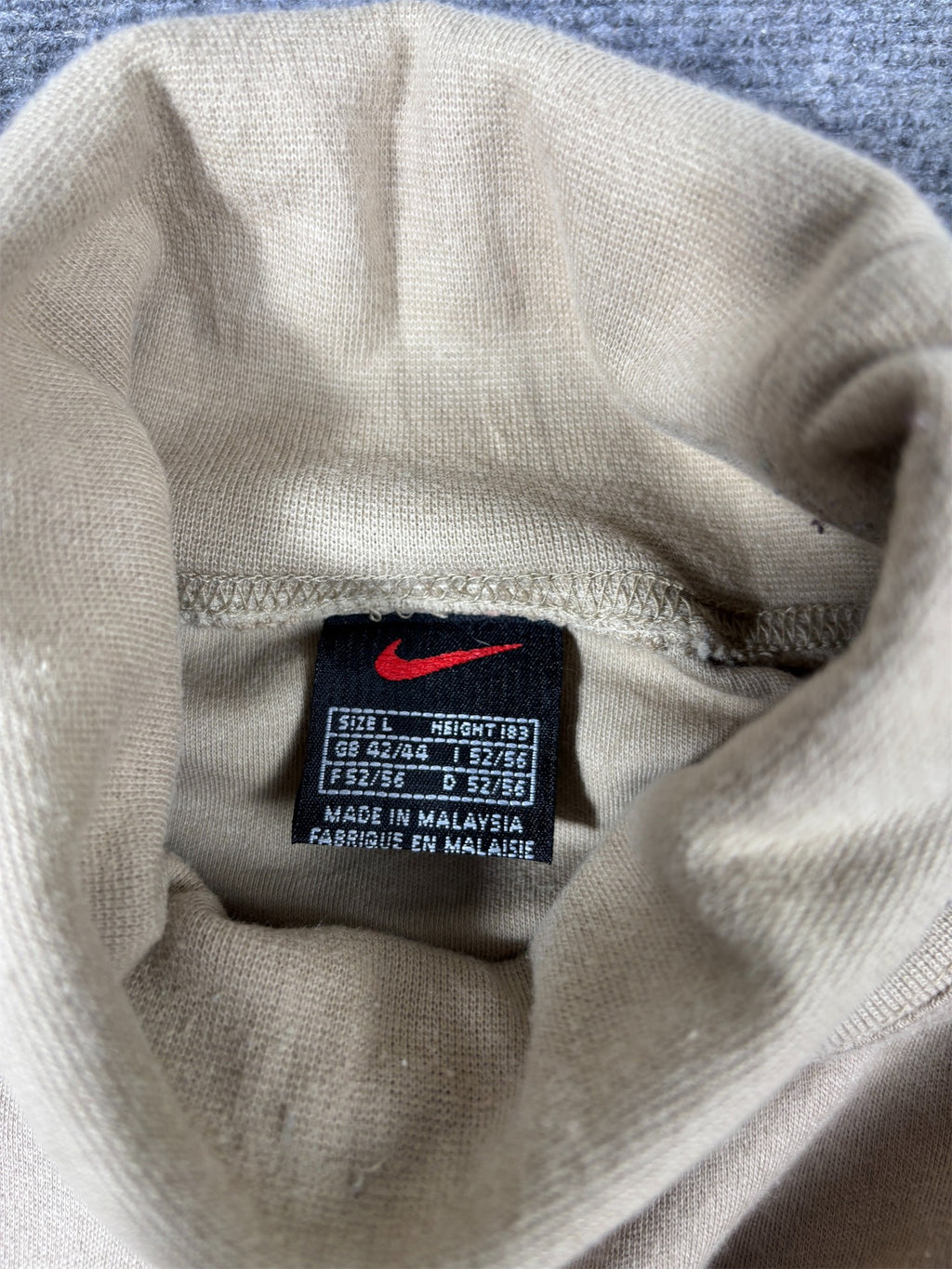 Vintage 90s Nike Long Sleeve T-Shirt Men’s L Brown Skivvy Turtle Roll Neck Swoosh