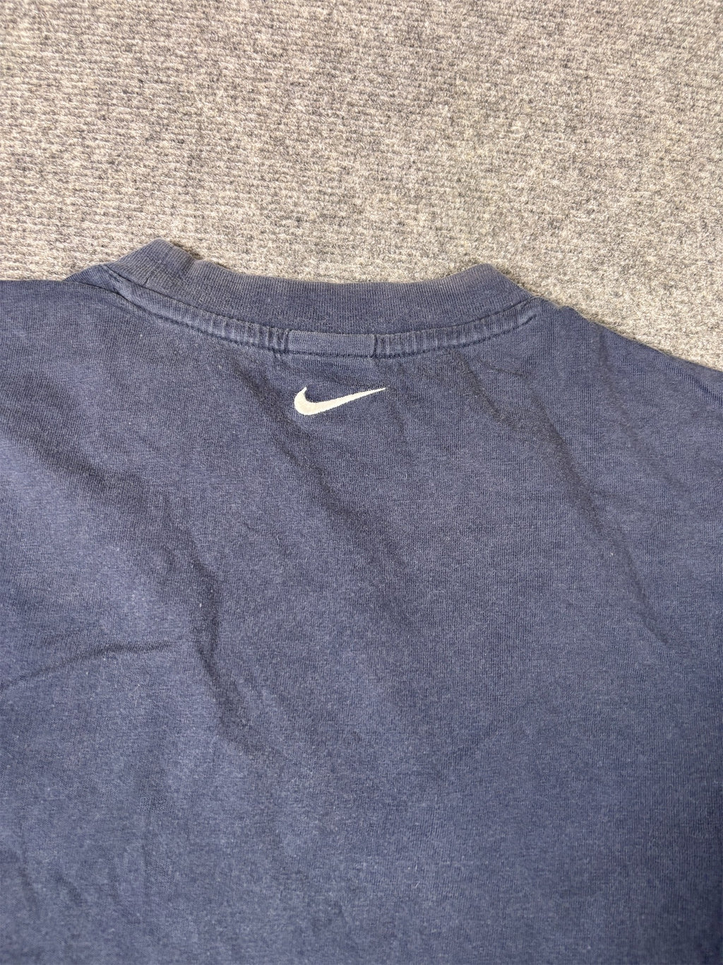 Vintage Y2K Nike T-Shirt Women’s M Navy Blue Embroidered Chest Logo