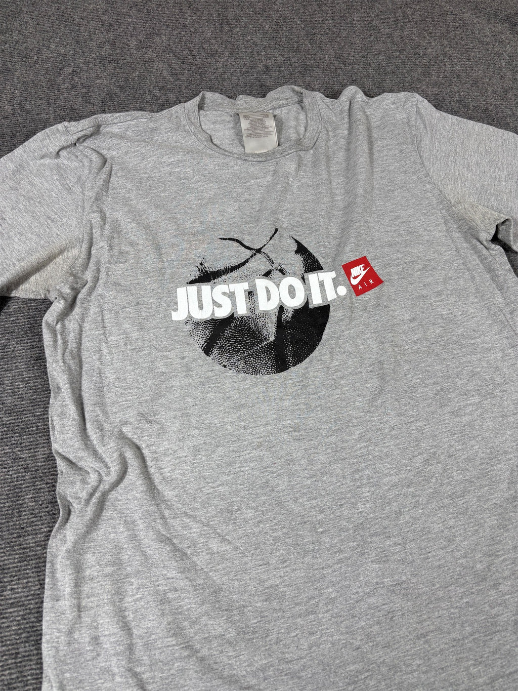Vintage Y2K Nike Just Do It T-Shirt Men’s XL Grey Basketball Nike Air Crew Neck
